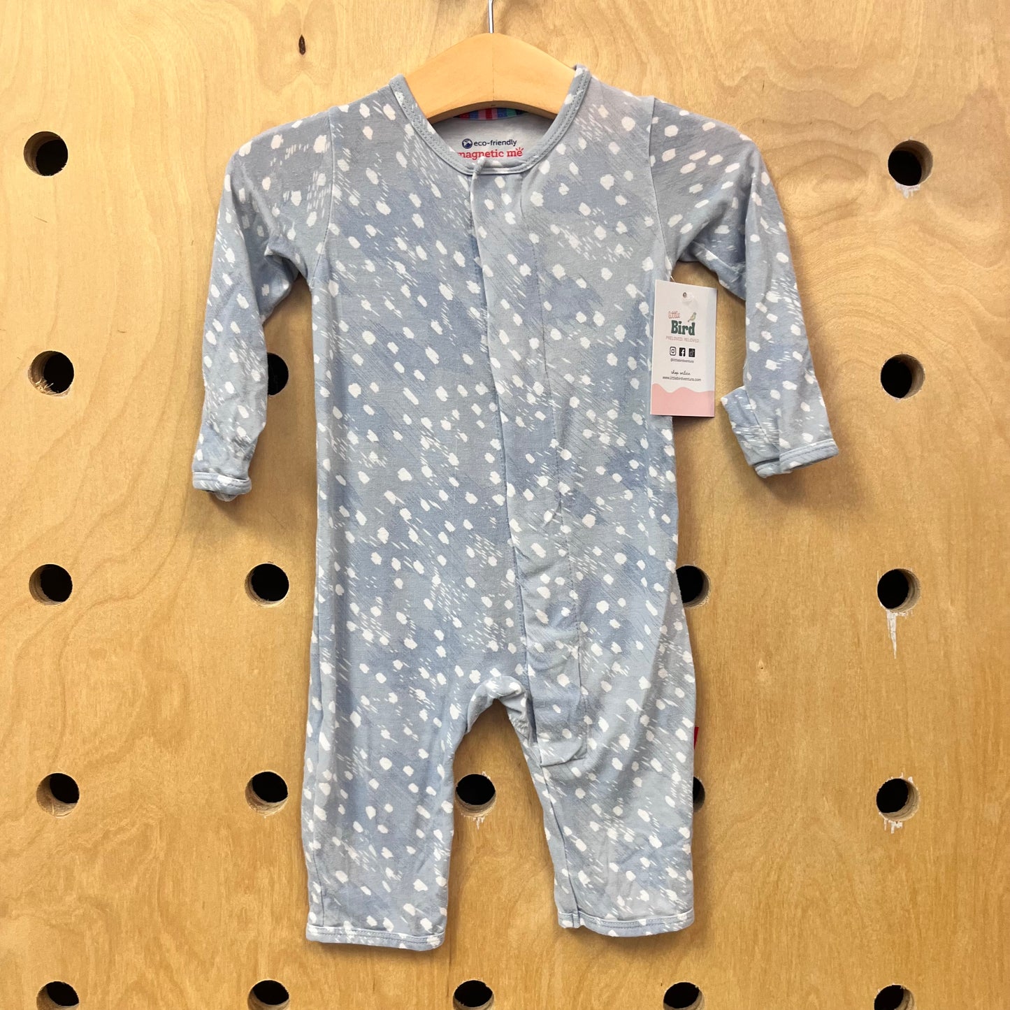Magnetic Blue + White Bamboo Footies