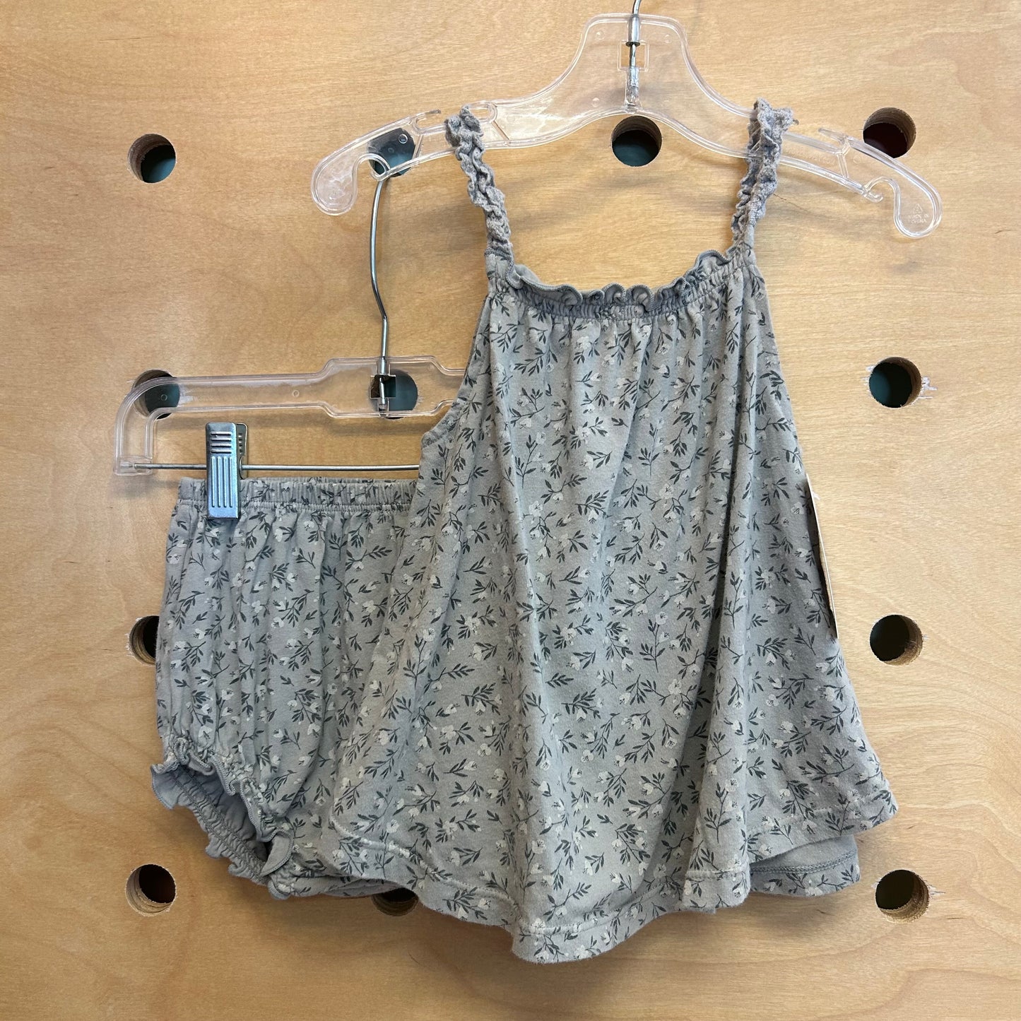 Sage Floral Outfit