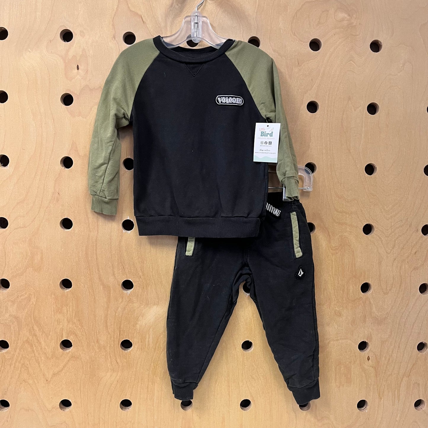 Green + Black Outfit