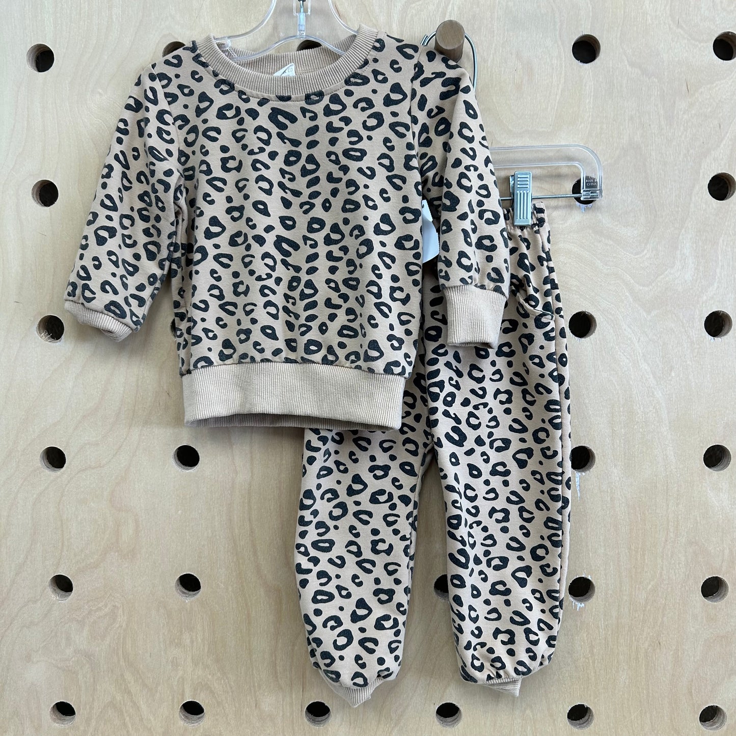 Tan Leopard Outfit