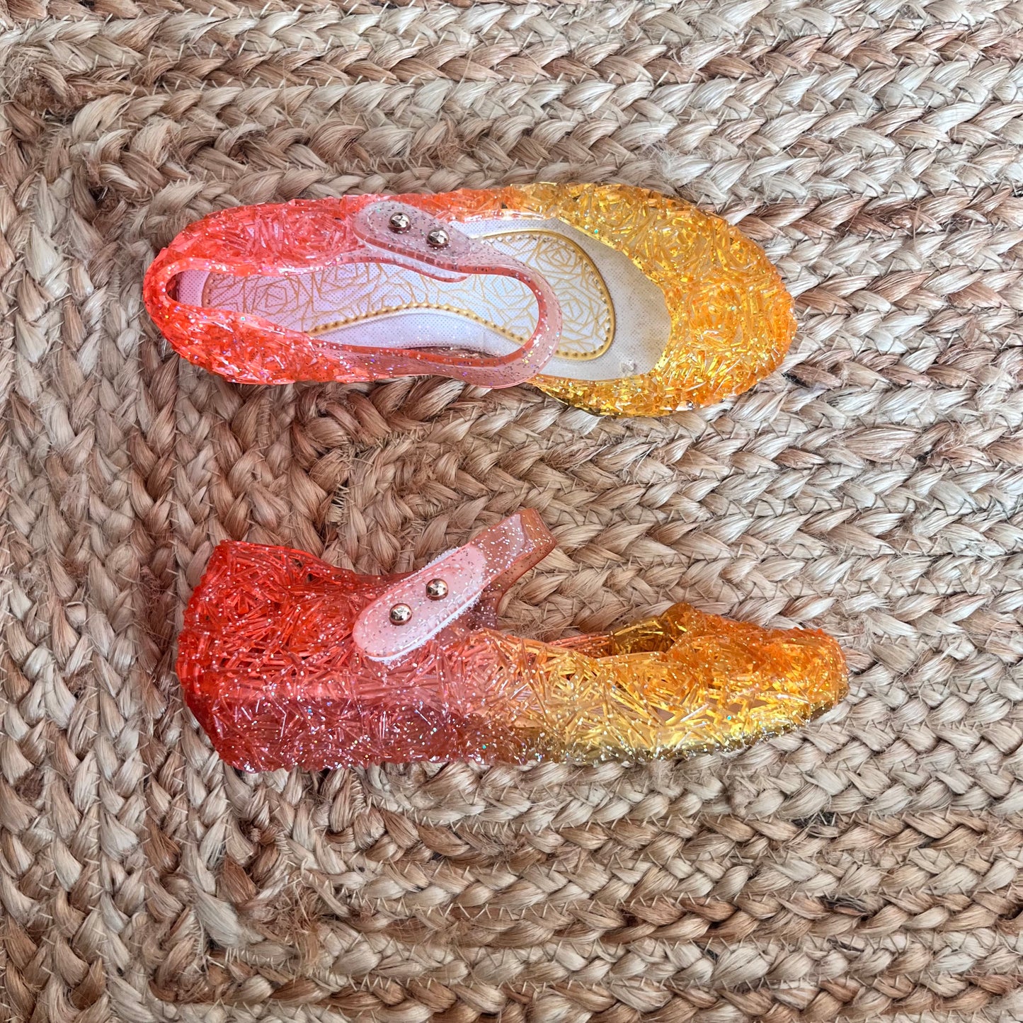 Warm Ombre Jelly Flats
