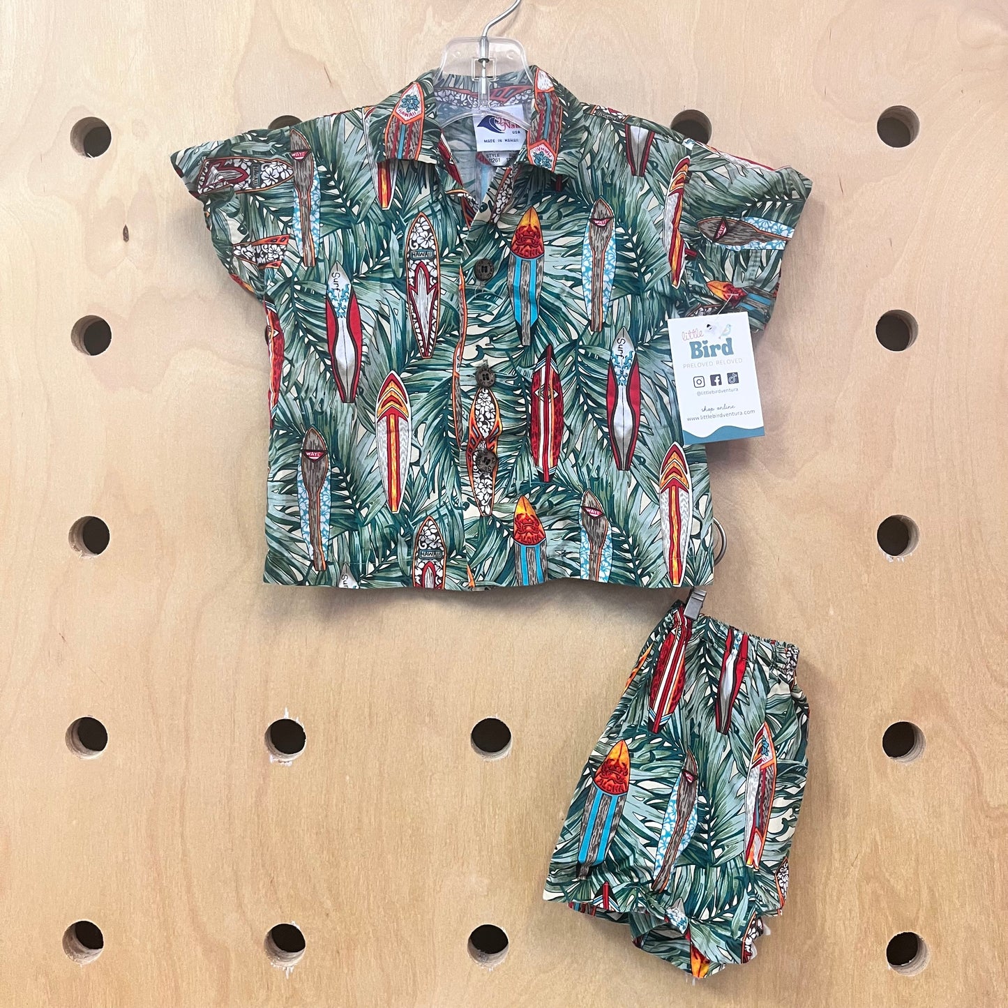 Green Surf Boards Outfit
