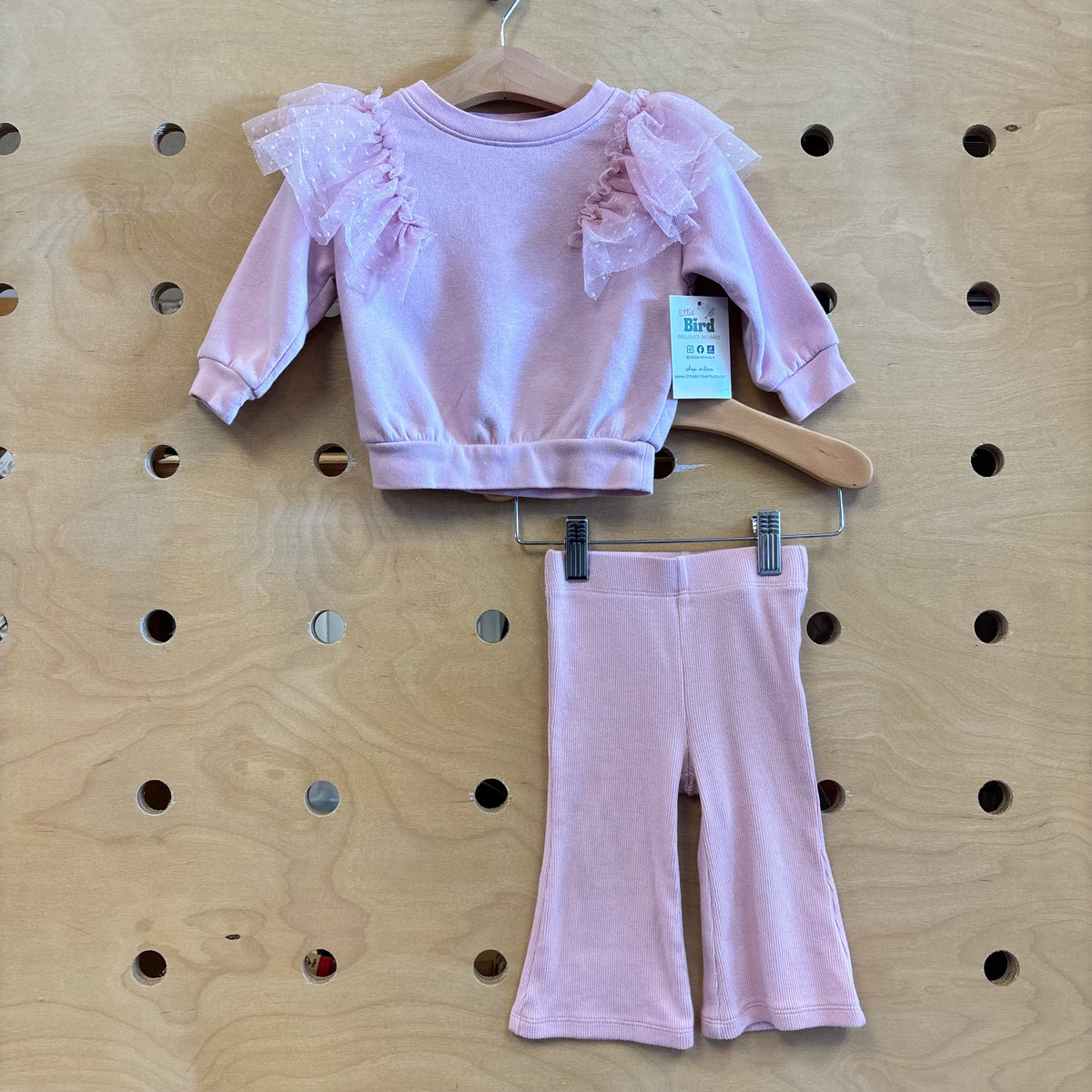 Pink Tulle Sleeve Outfit