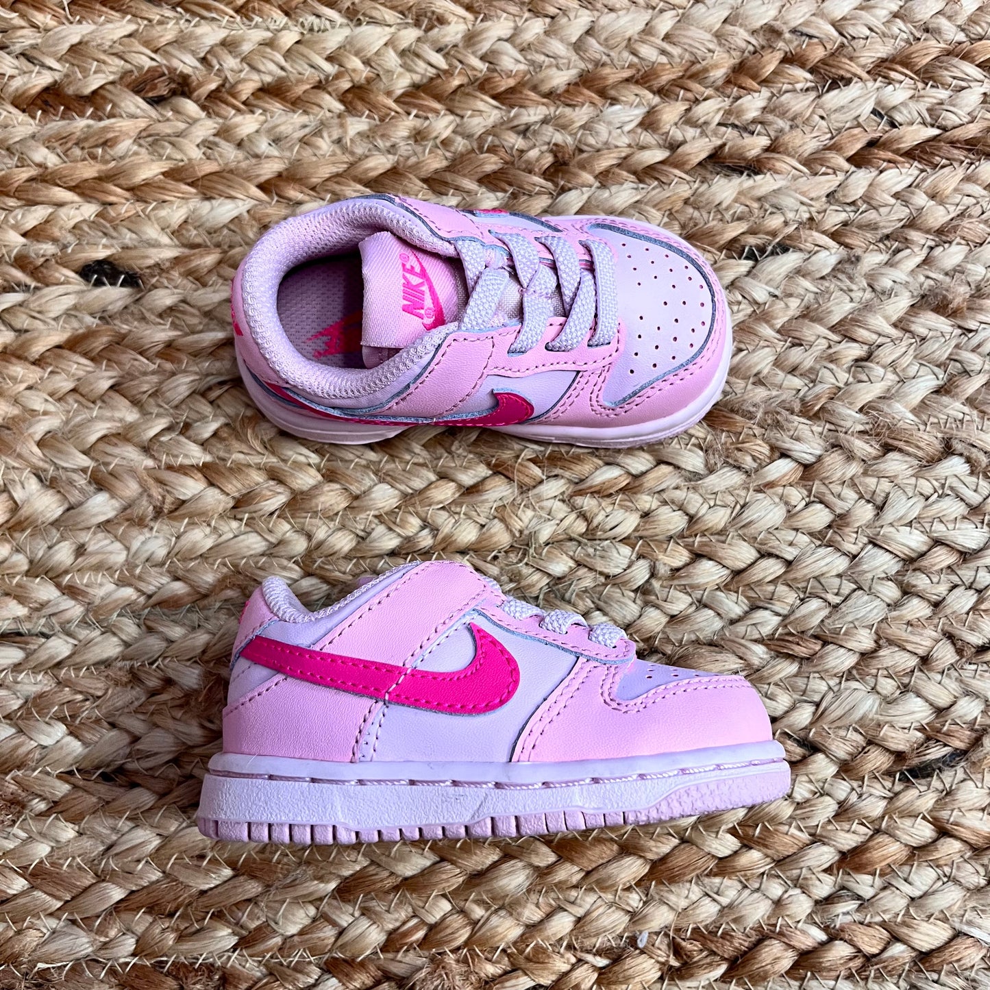 Triple Pink Dunk Low Sneakers
