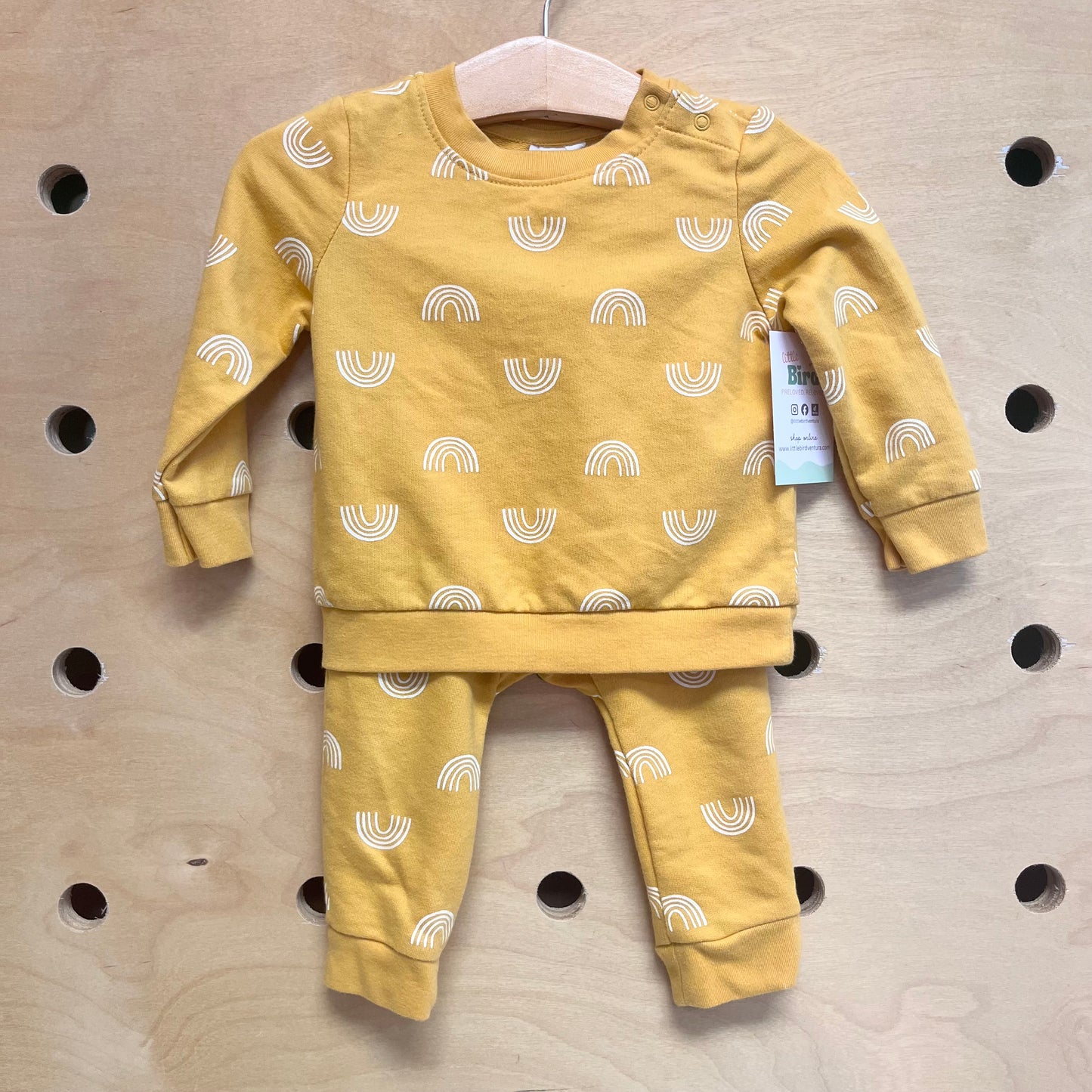 Yellow/White Rainbows Outfit
