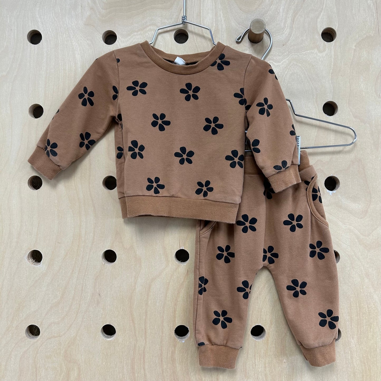 Brown Floral Outfit
