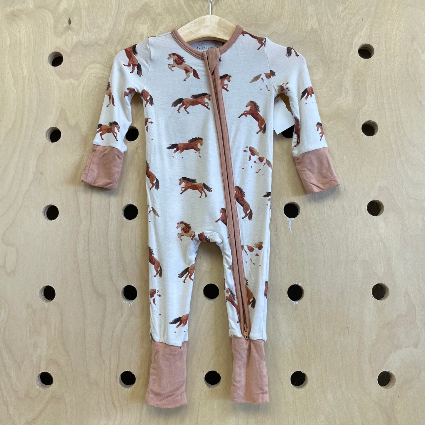 Bamboo Blend Horse Zippy
