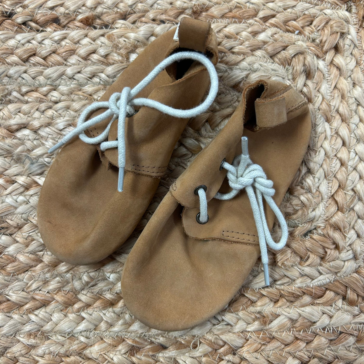 Natural Low Top Oxfords