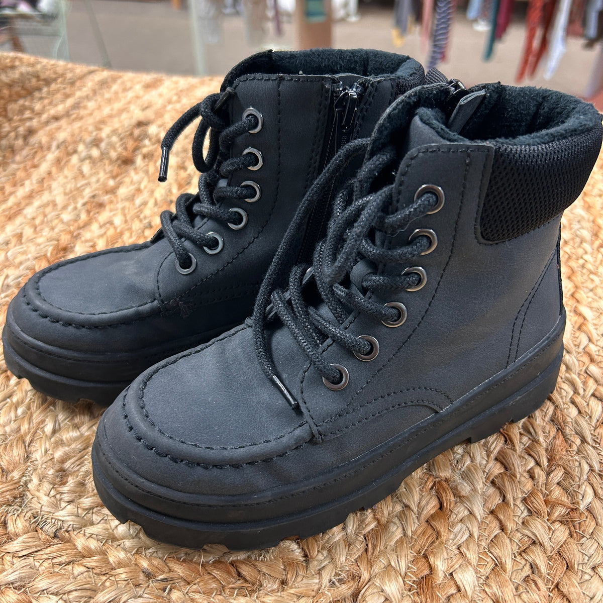 Black Side Zipper Boots