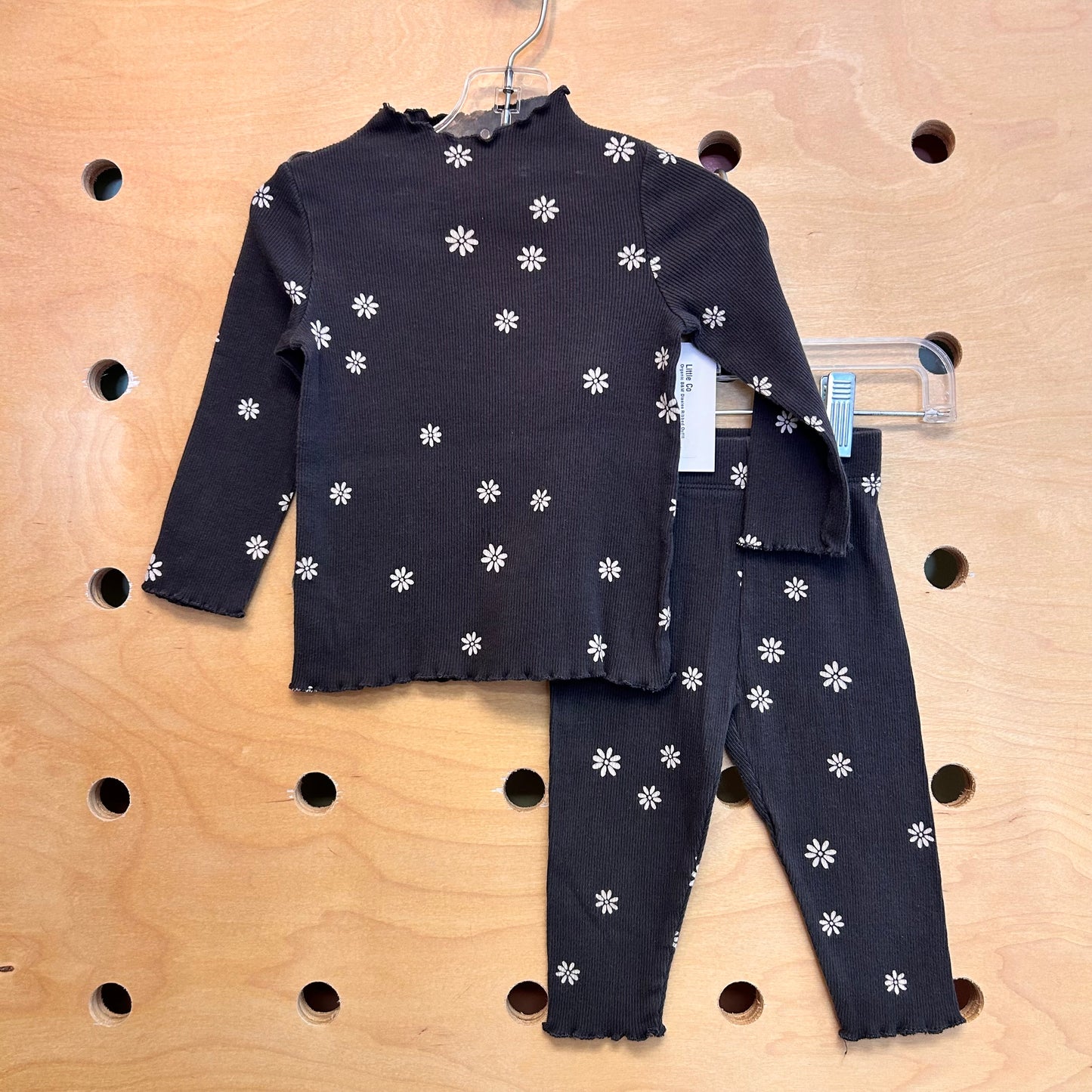 Organic B&W Daisies Ribbed Outfit