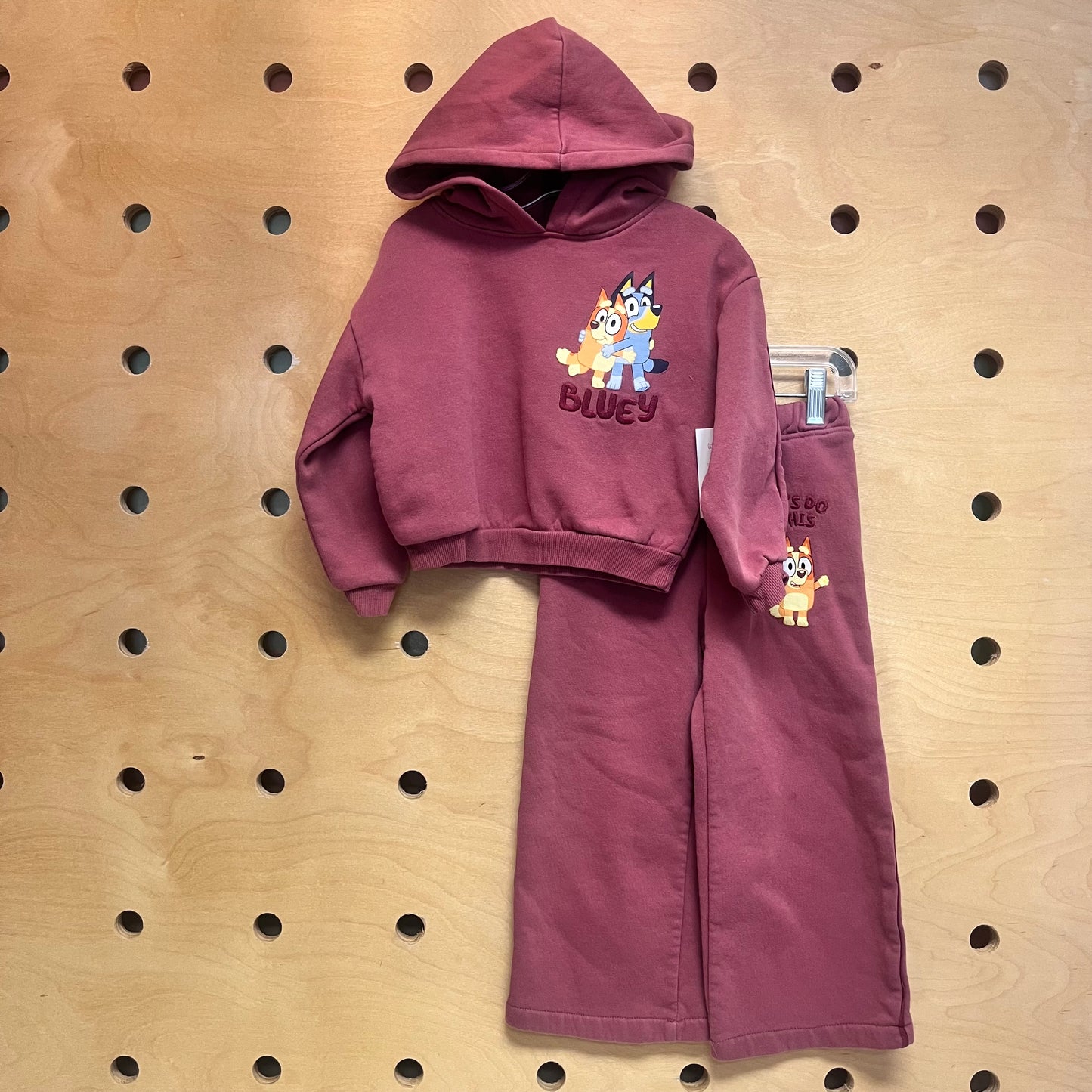 Mauve Bluey & Bingo Hoodie Outfit