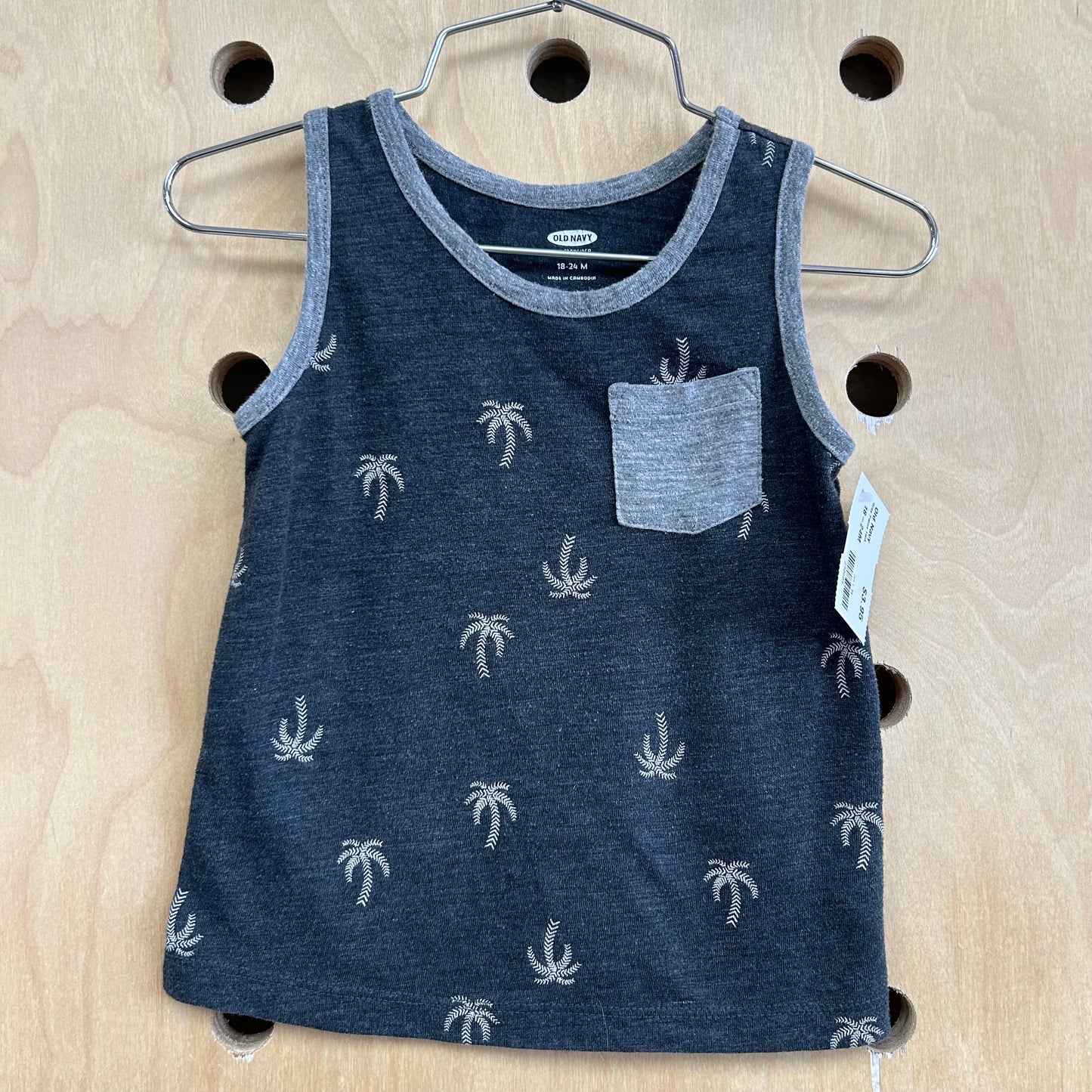 Grey Palms Tank