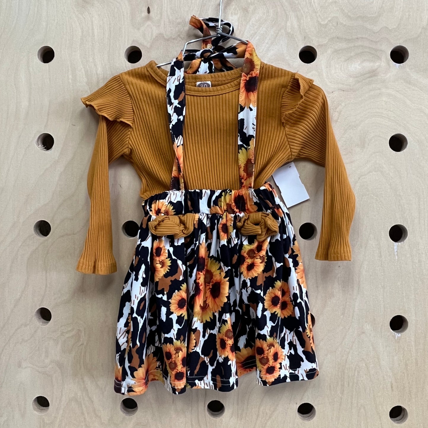 Sunflower Outfit