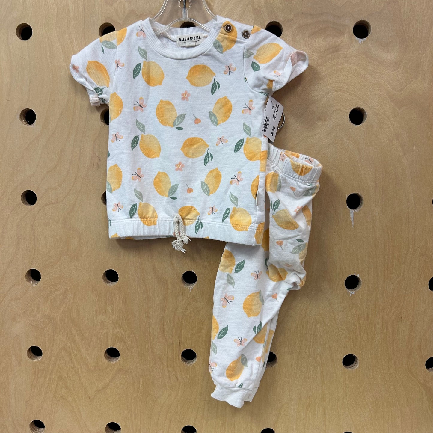 Organic Lemons Outfit