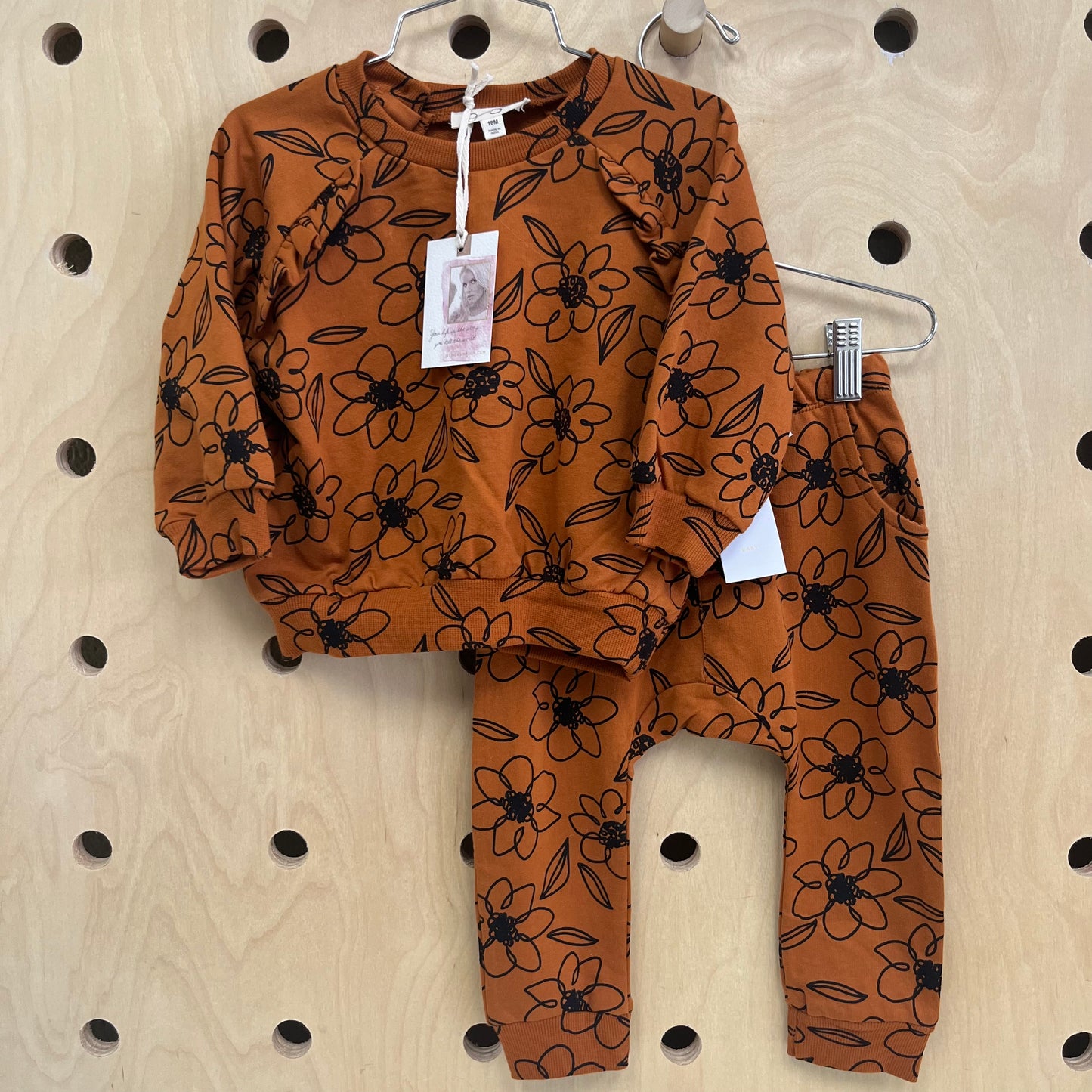 Cognac Floral Outfit NEW!