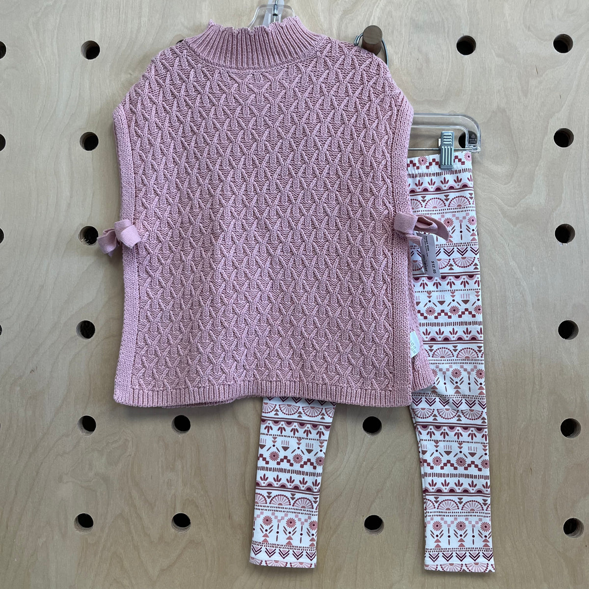 Pink+White Sweater Outfit