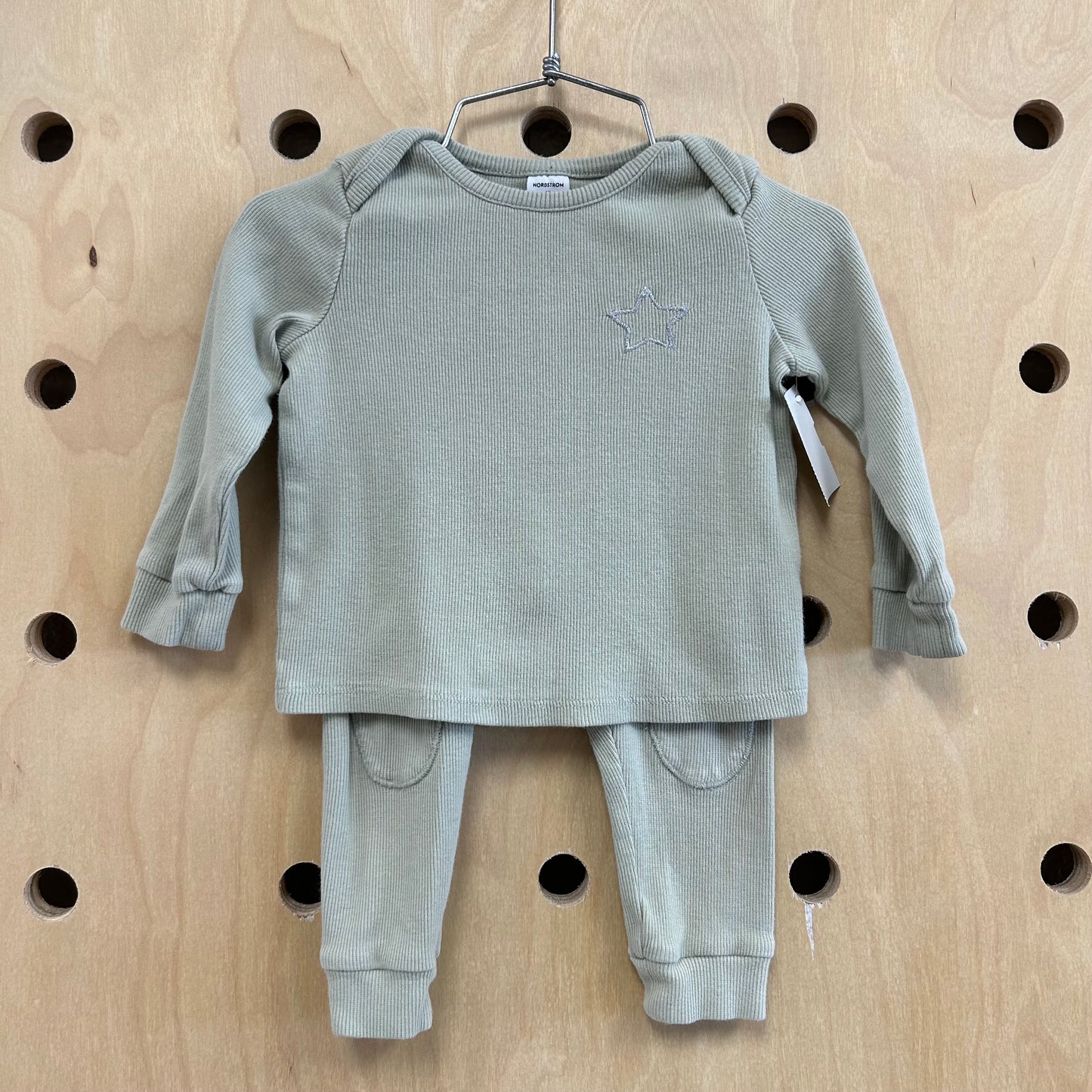Green Ribbed Star Outfit
