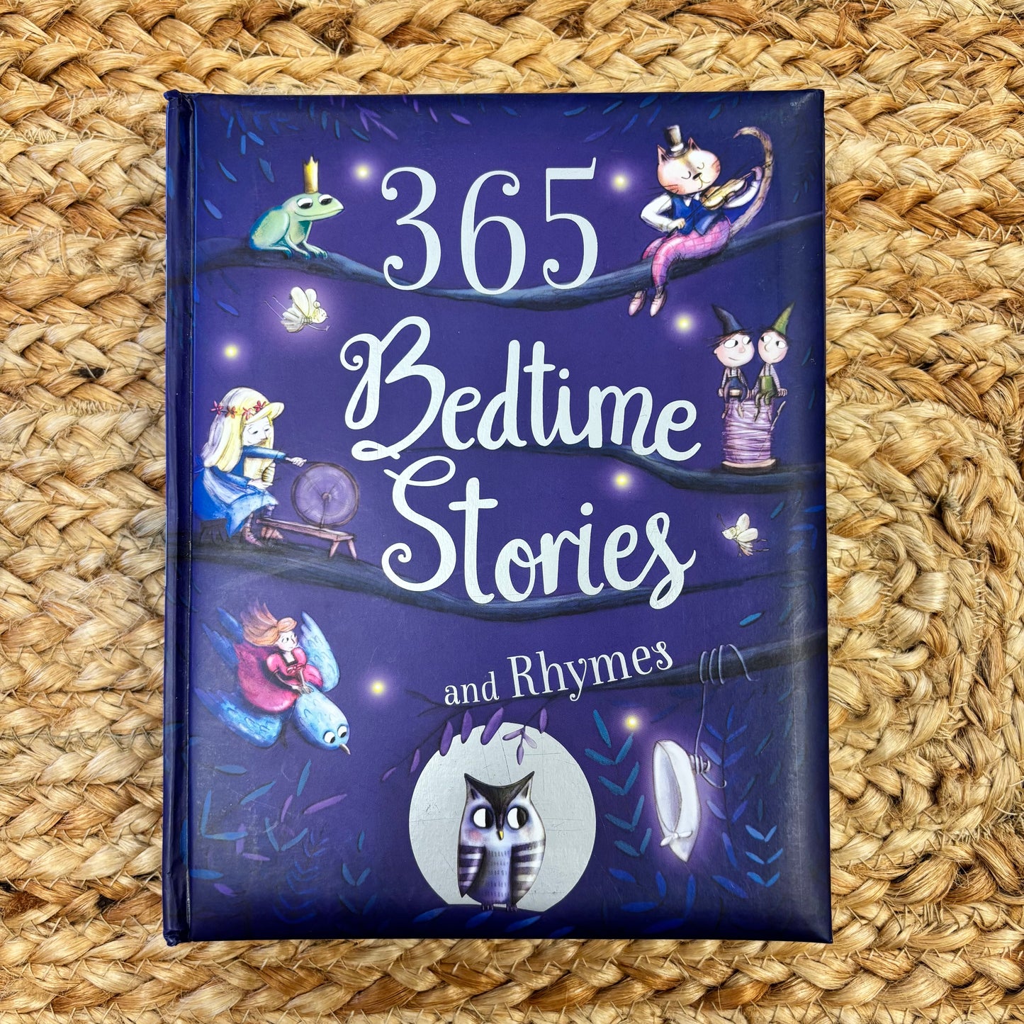 365 Bedtime Stories and Rhymes