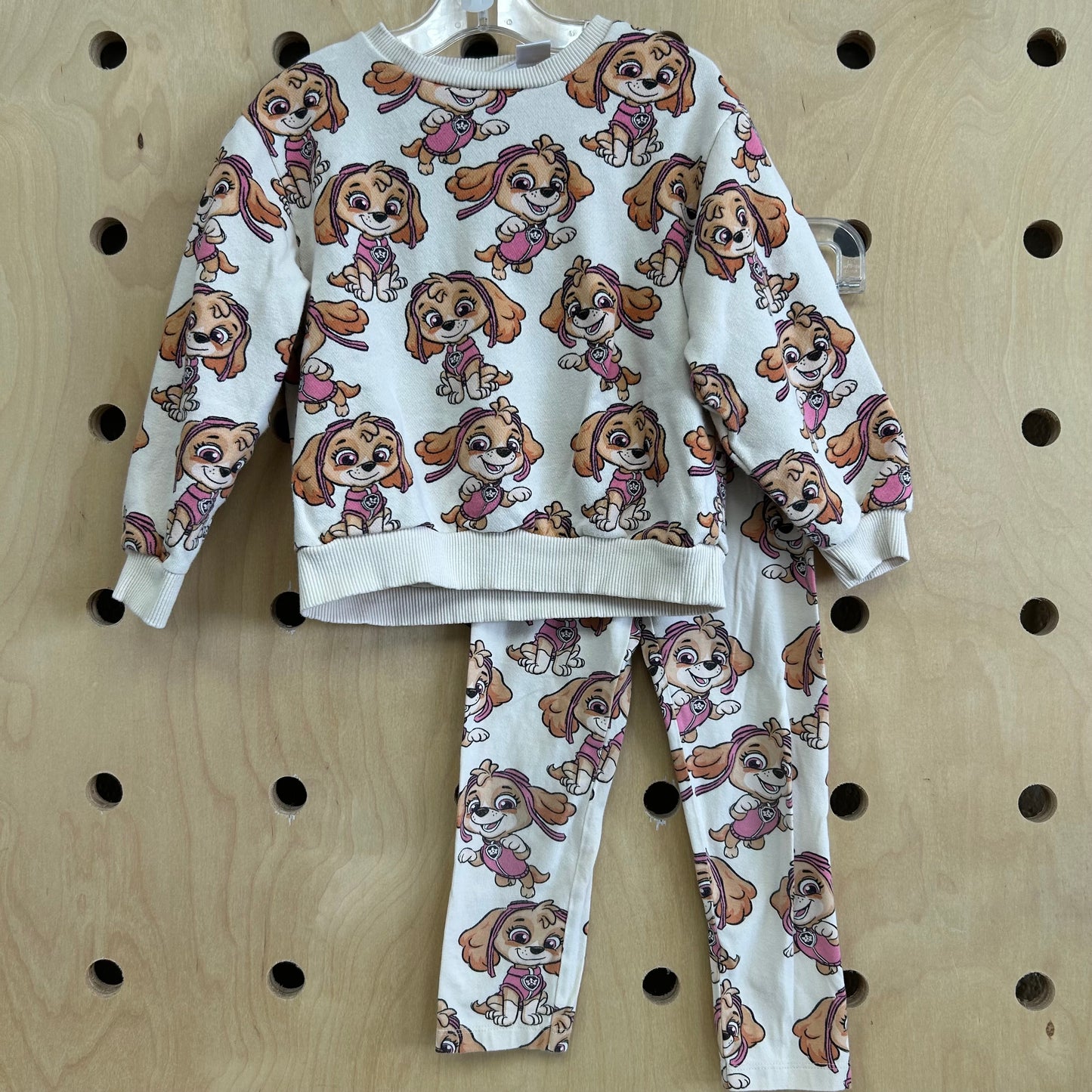 Skye Sweatshirt & Leggings