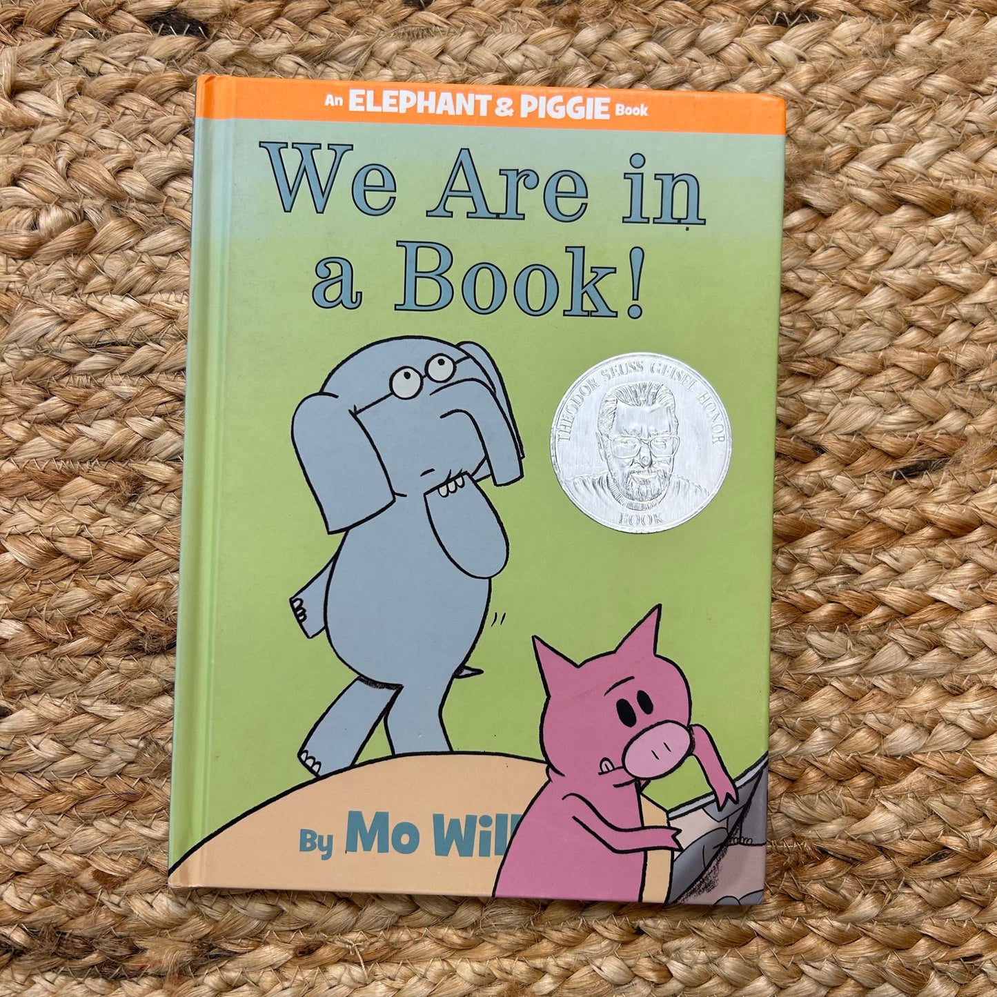 Elephant & Piggie: We Are in a Book!