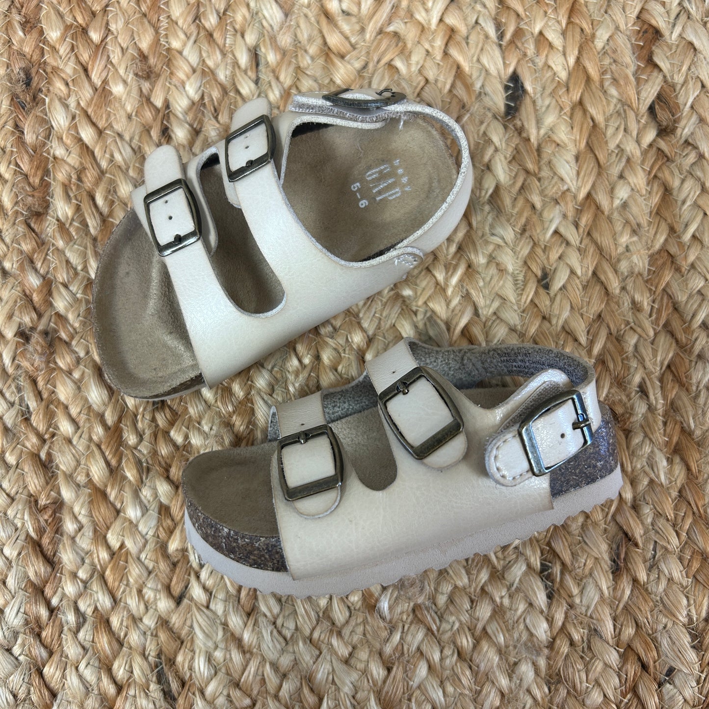 Creme Birken Sandals