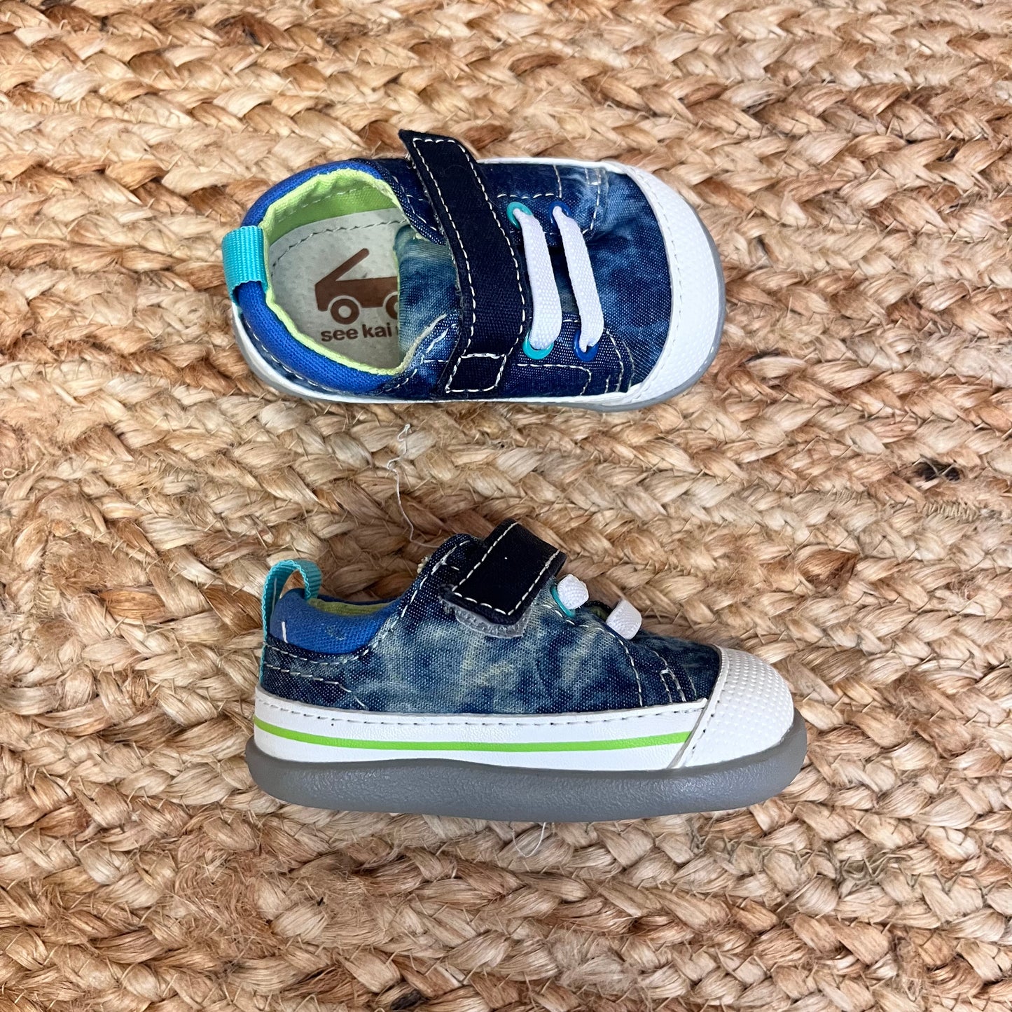 Blue Tye-Dye Crib Walkers