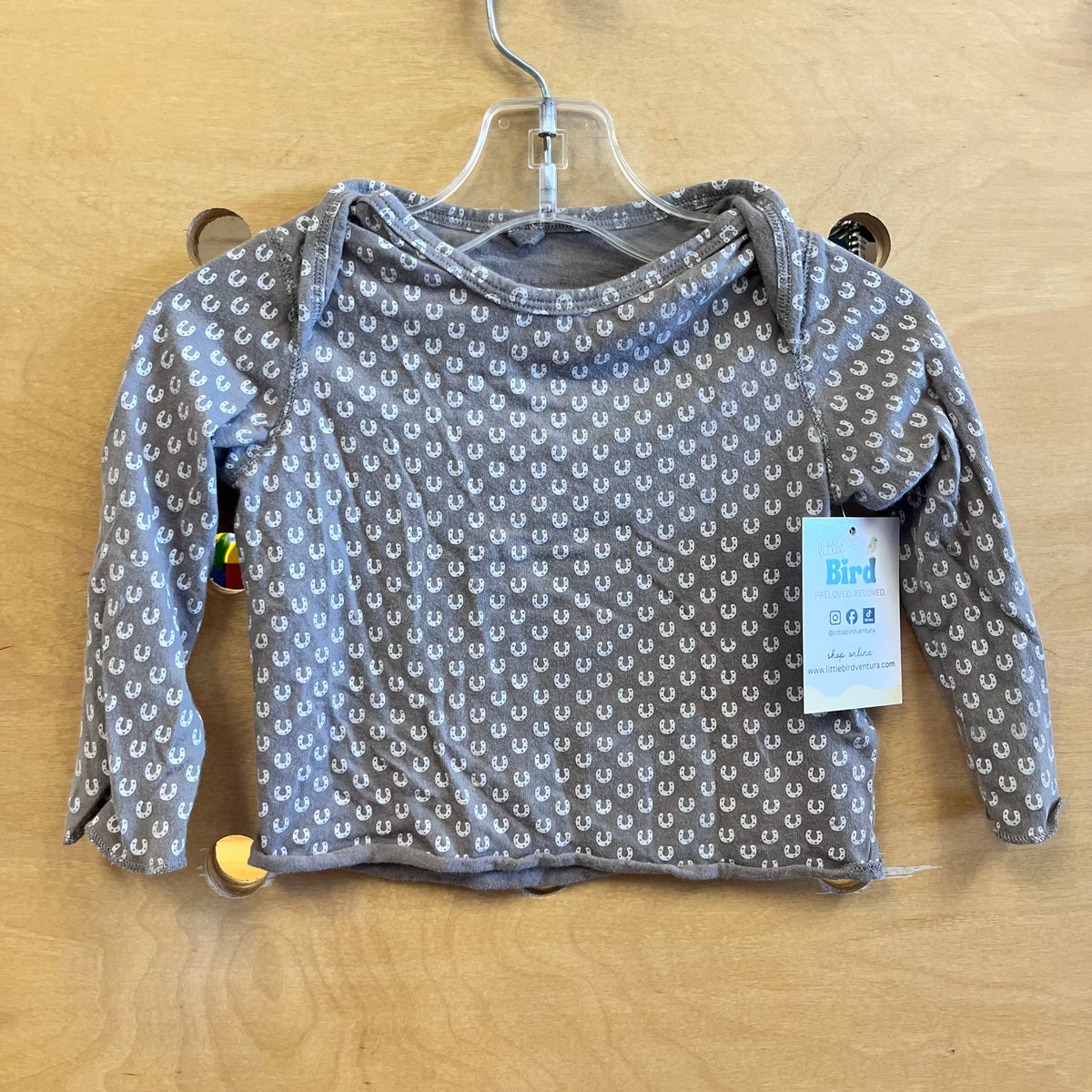 Grey/White Horseshoes LS
