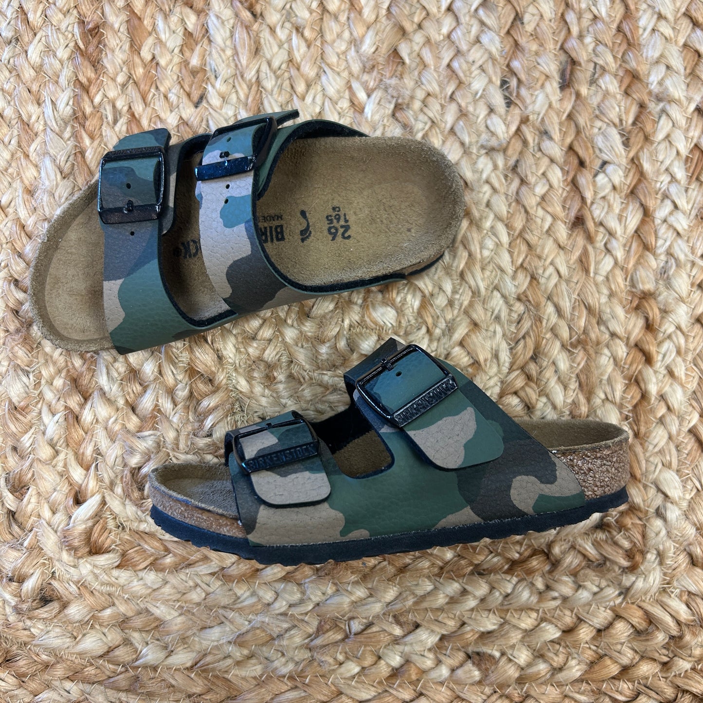 Camo Arizona Sandals