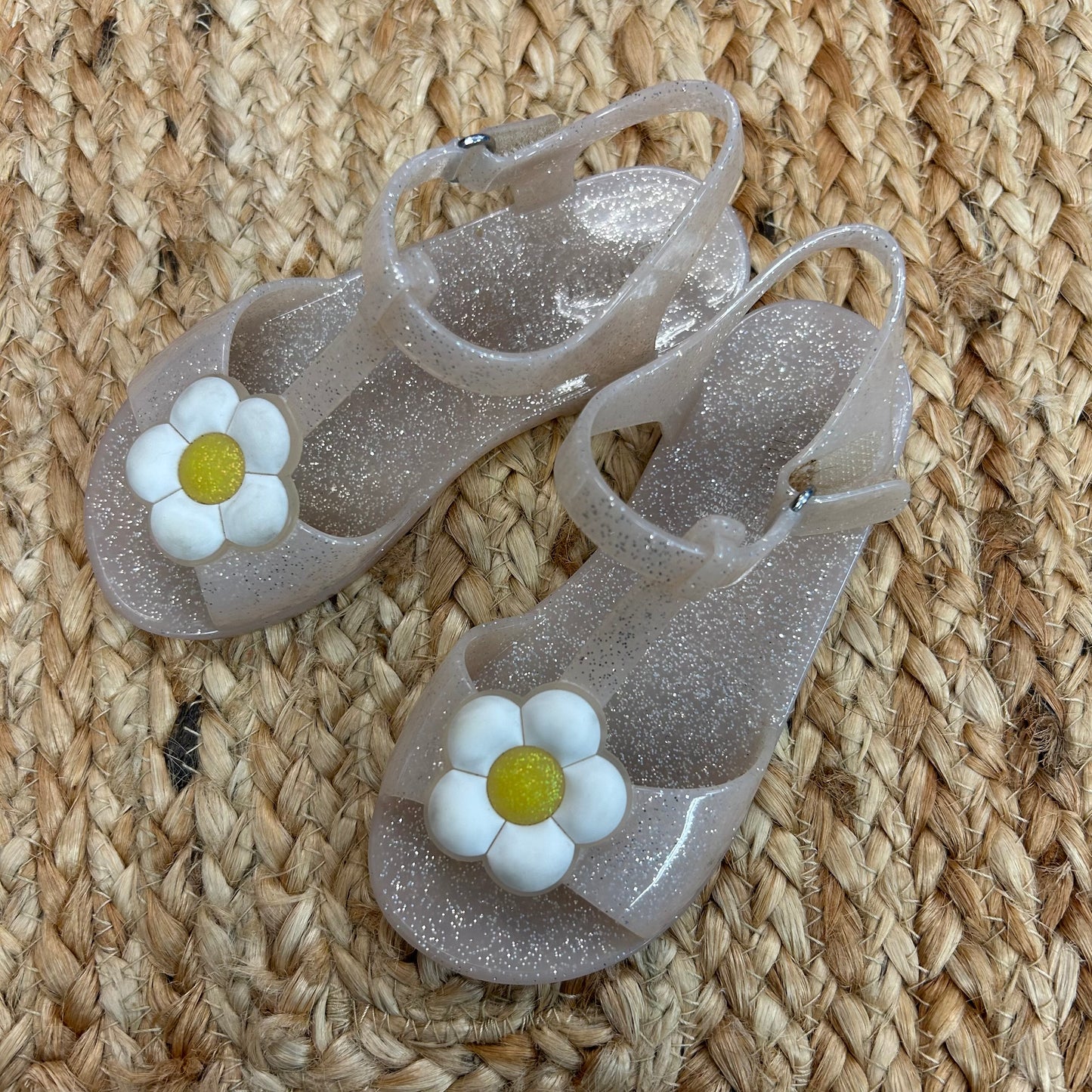 Pink Glitter Daisy Jellies