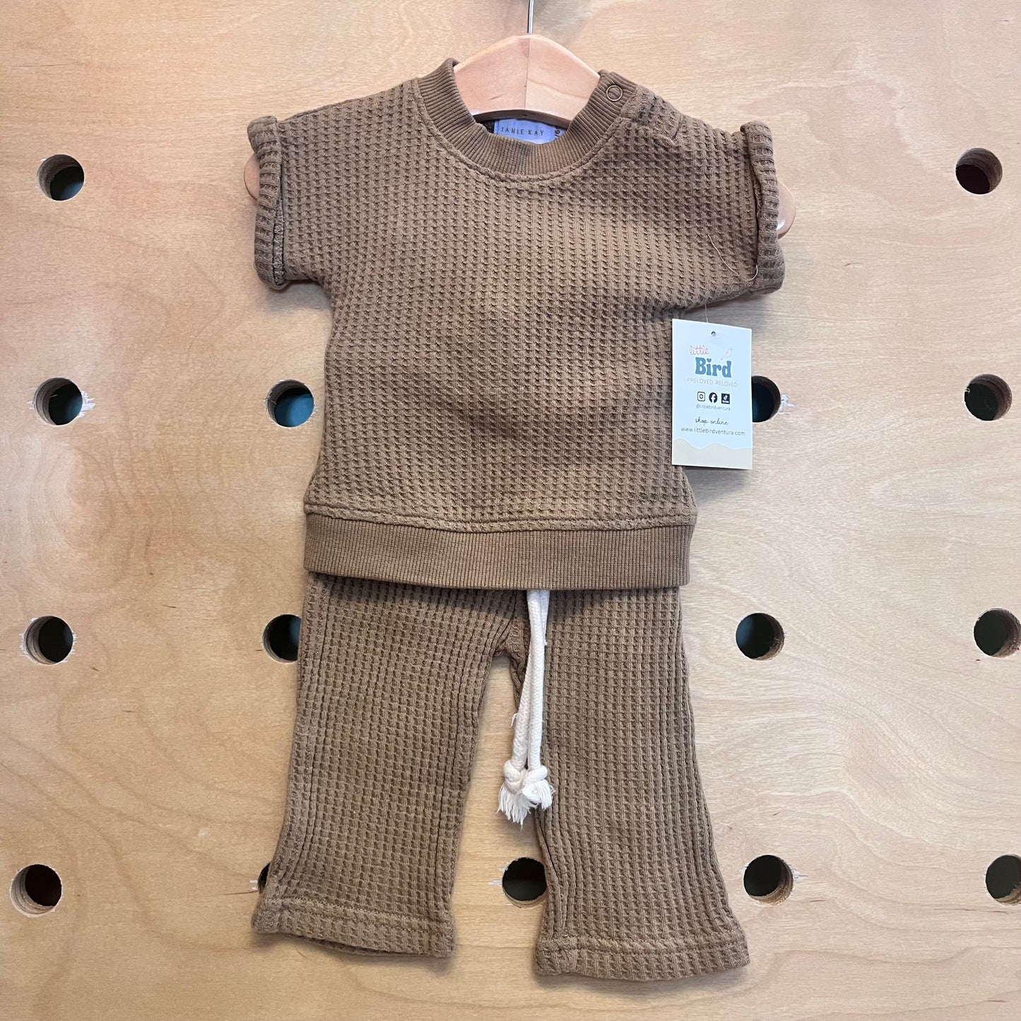 Brown Waffle Outfit