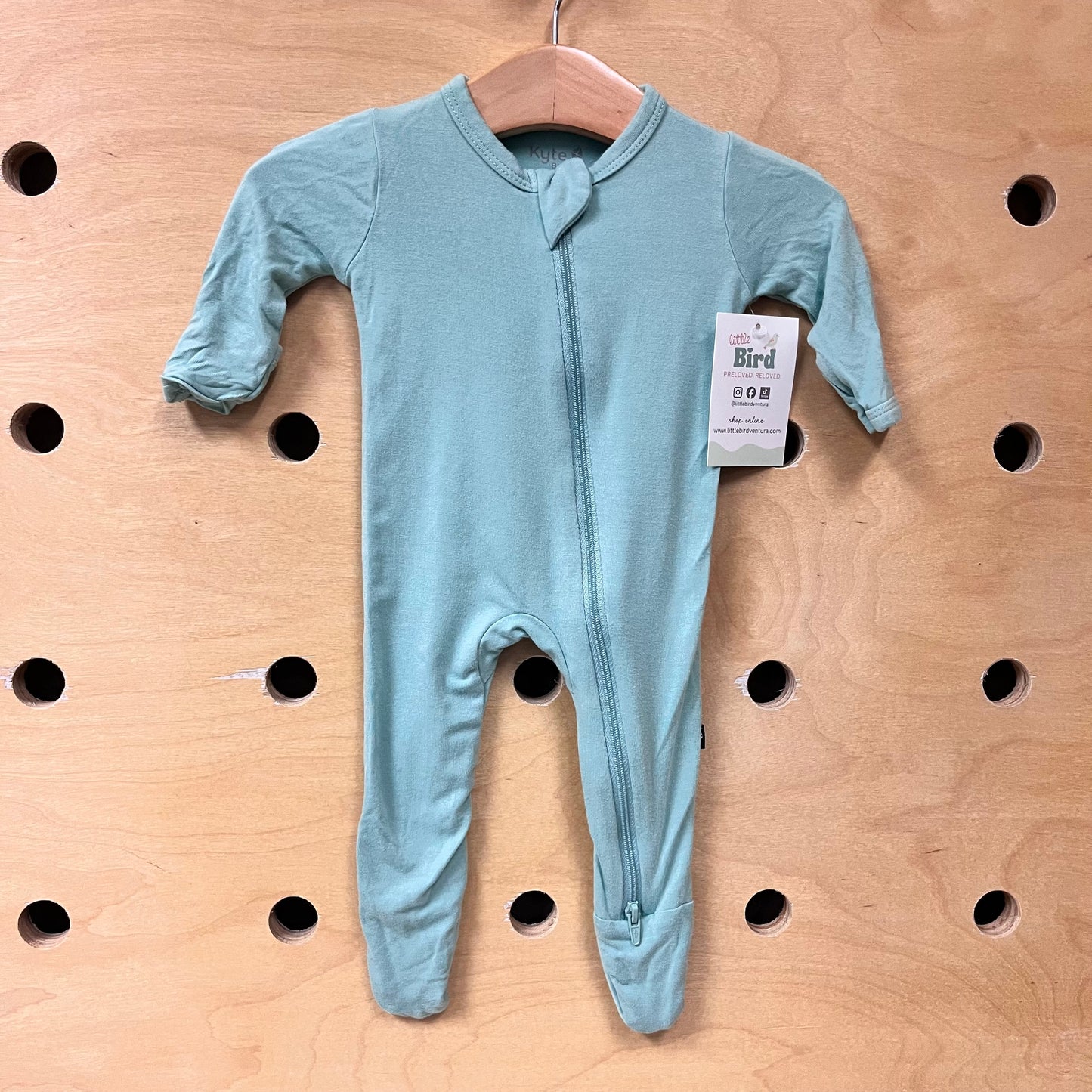 Light Blue Bamboo Zippy