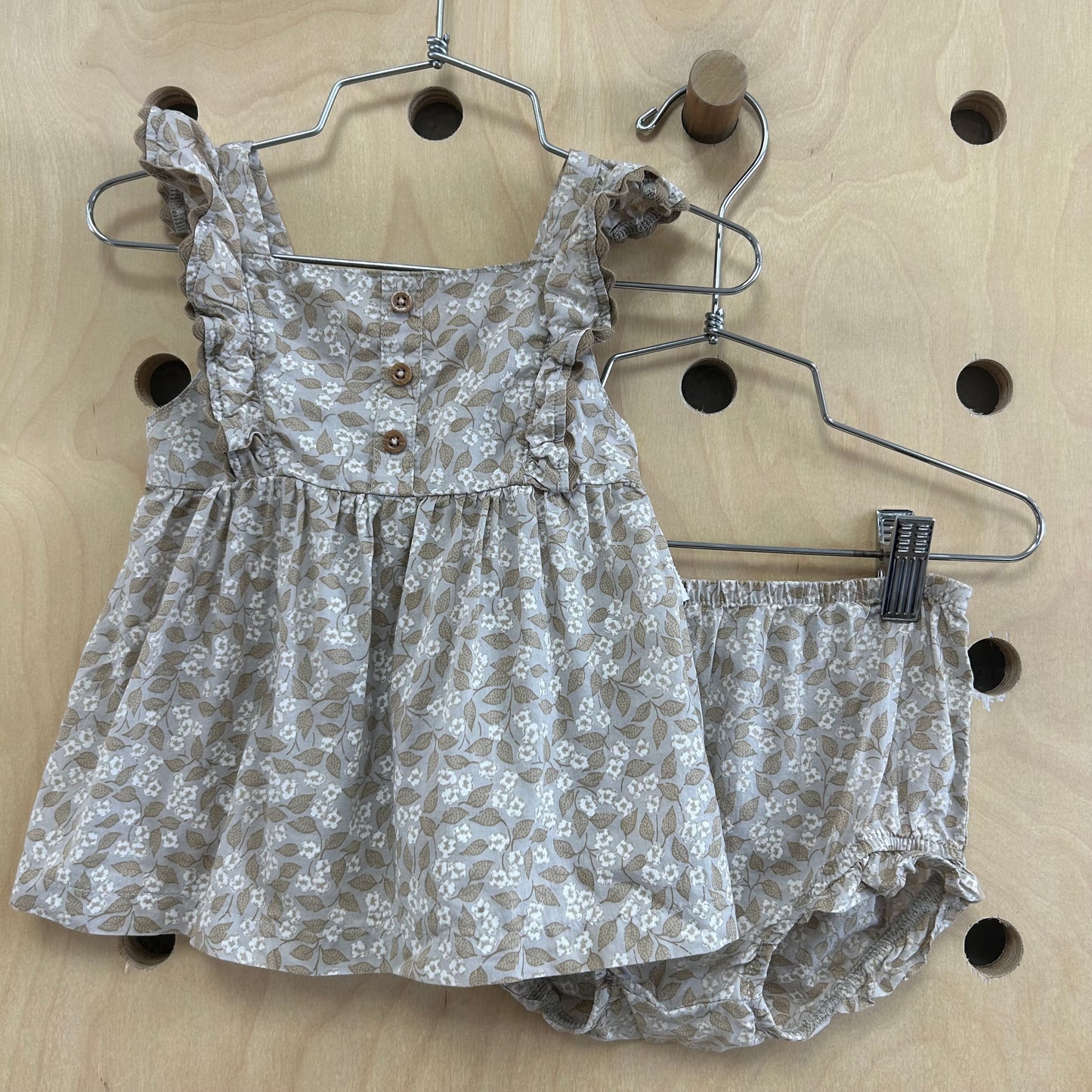 Tan Floral Outfit