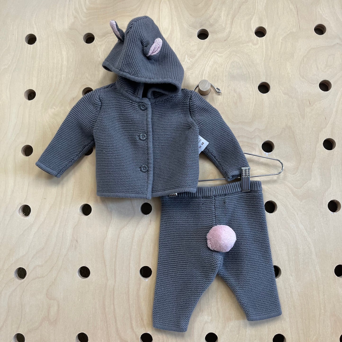 Grey Knit Bunny Set