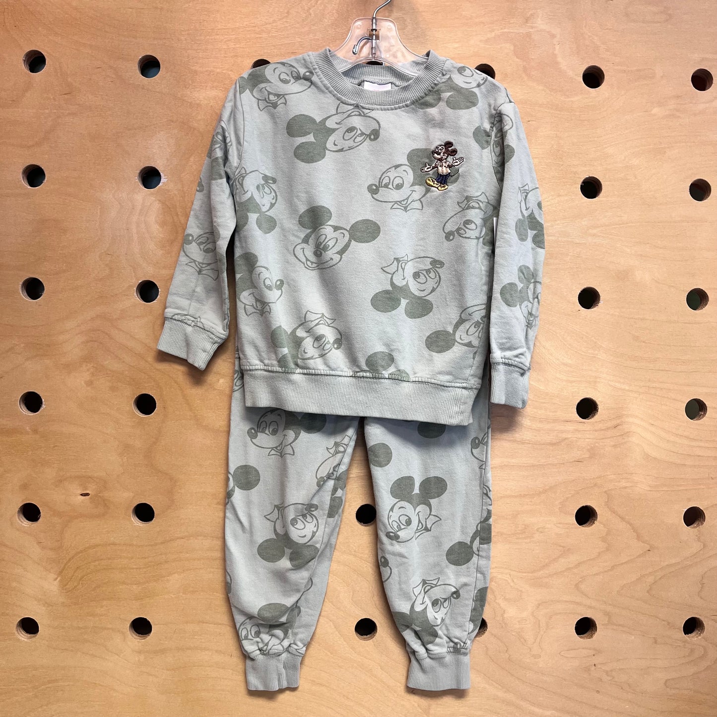 Green Mickey Outfit