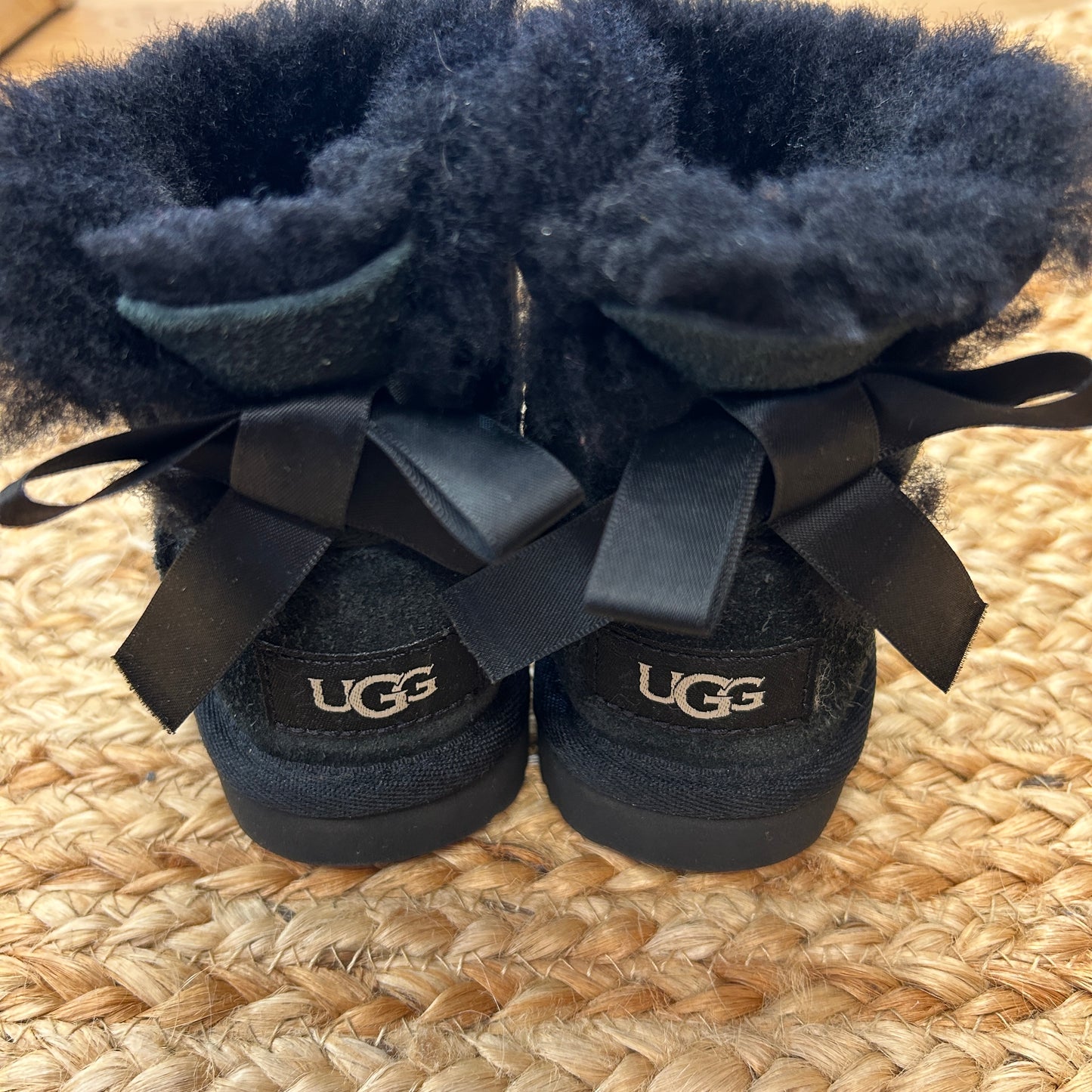 Black & Ribbon Bow Fluffy Boots