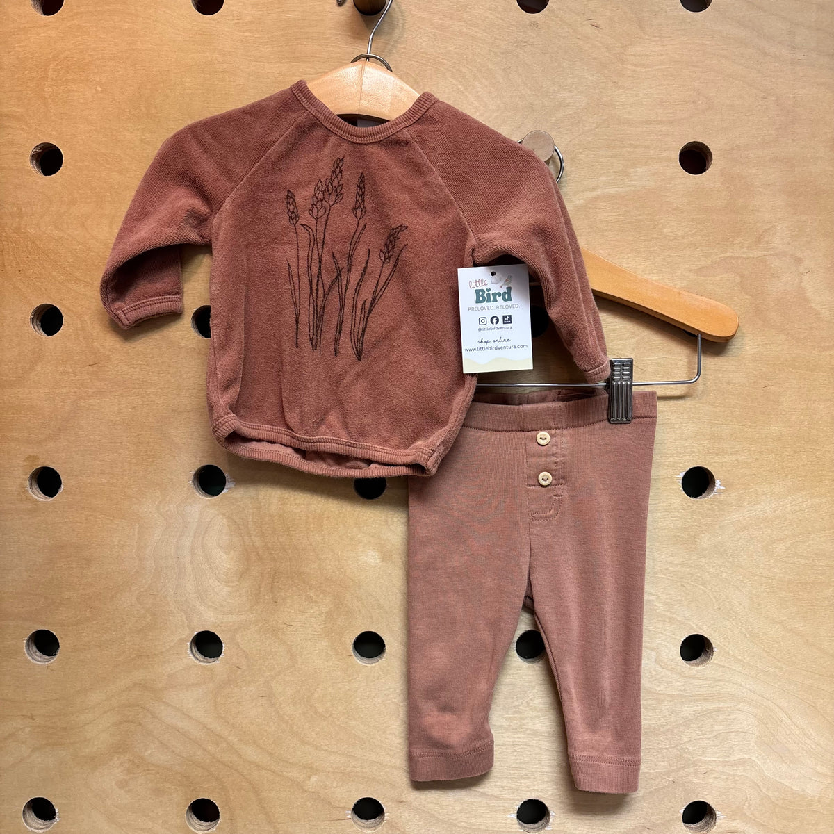 Brown Plants Outfit