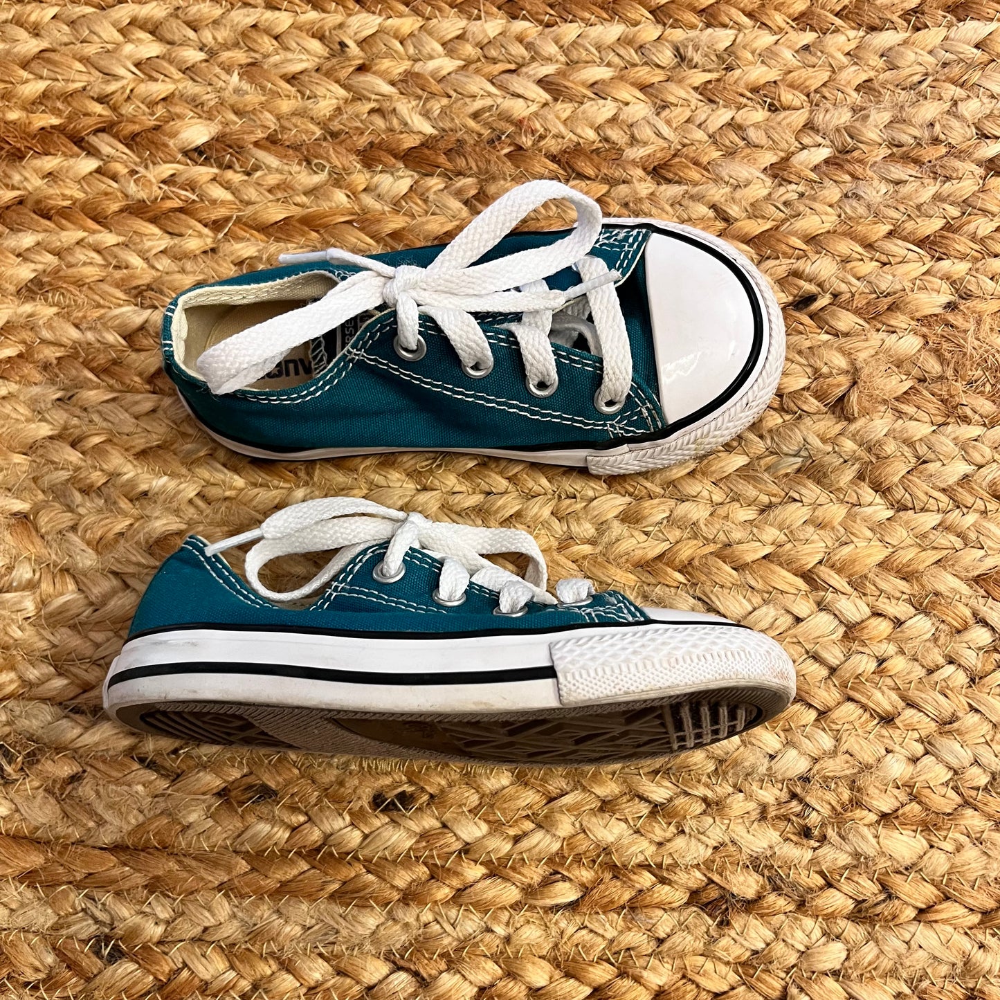 Green Lace Low-Top Sneakers