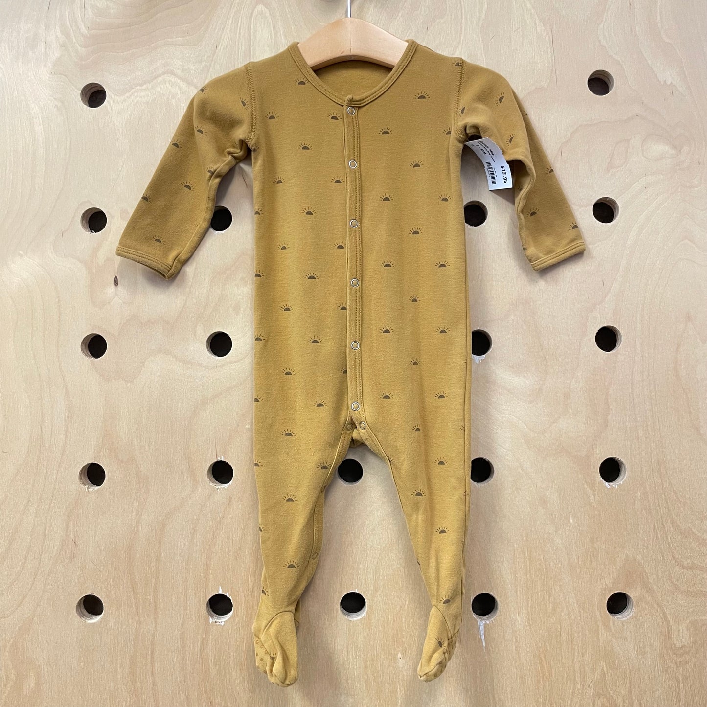 Mustard Suns Snap Footies