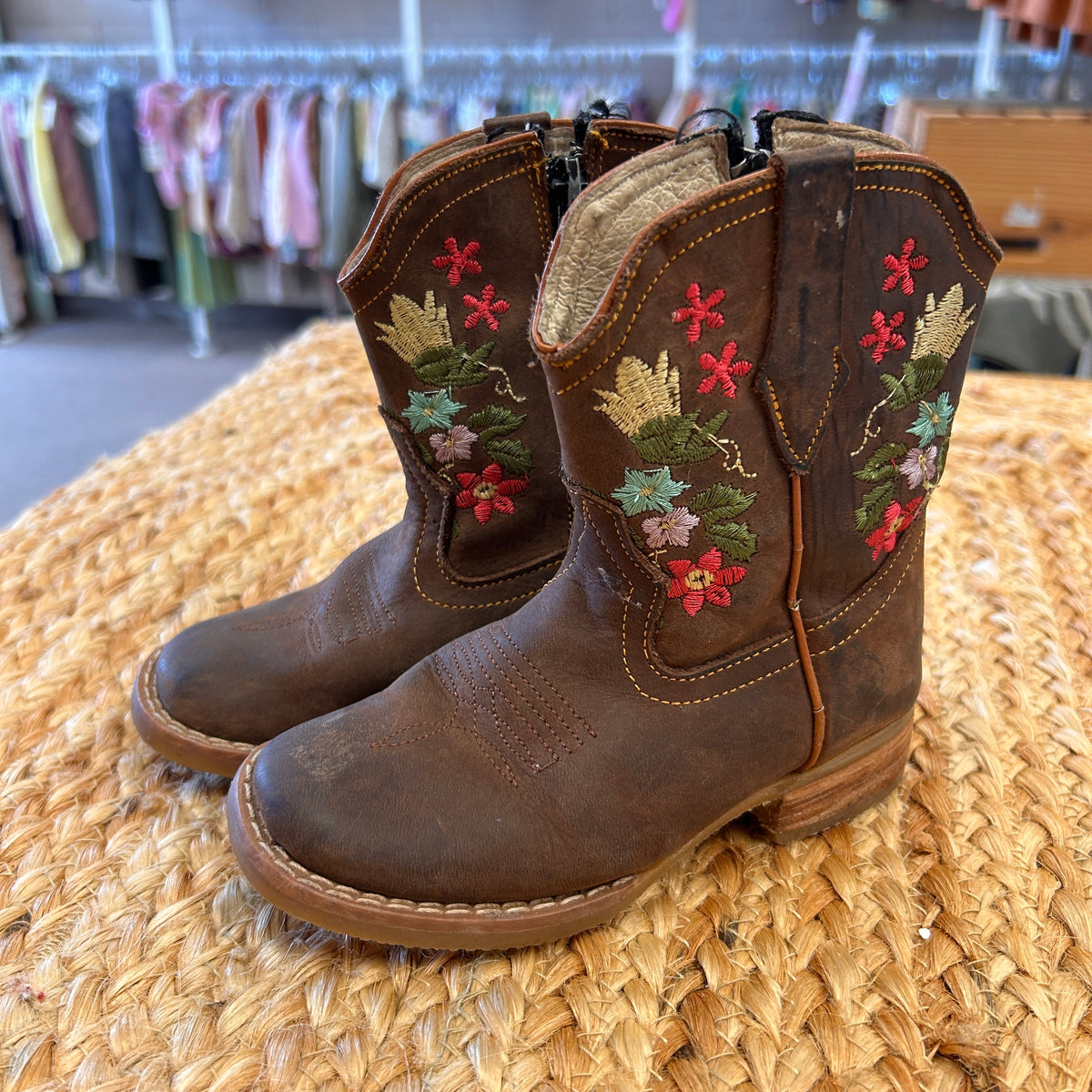 Brown Floral Embroided Western Boots