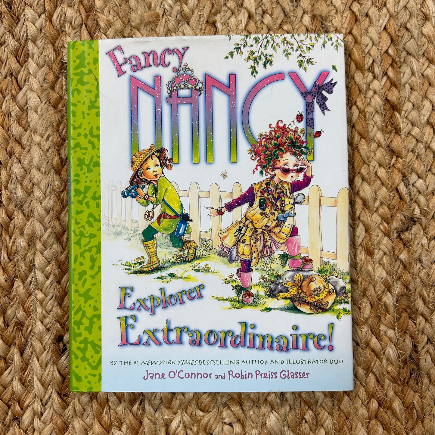 Fancy Nancy Explorer Extraordinaire!