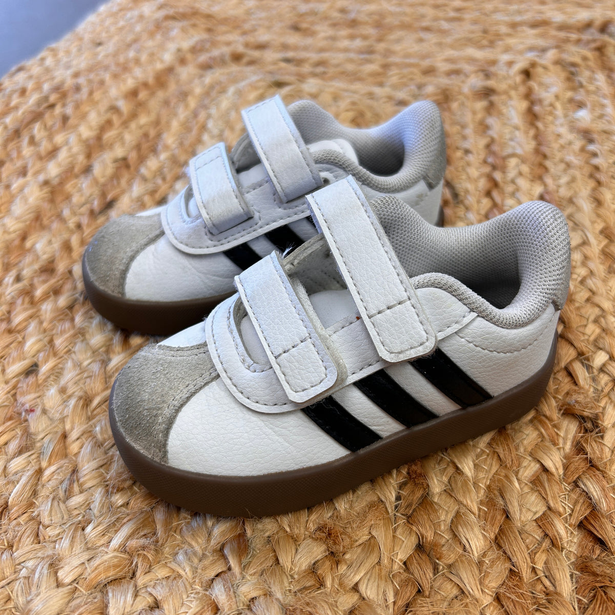 White Black Stripes Court Velcro Shoes