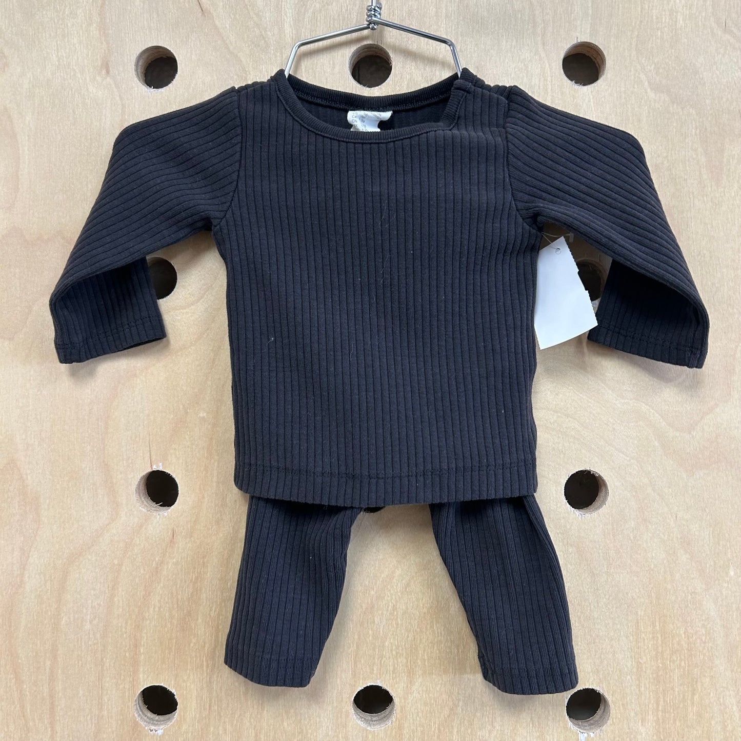 Black Ribbed Outfit