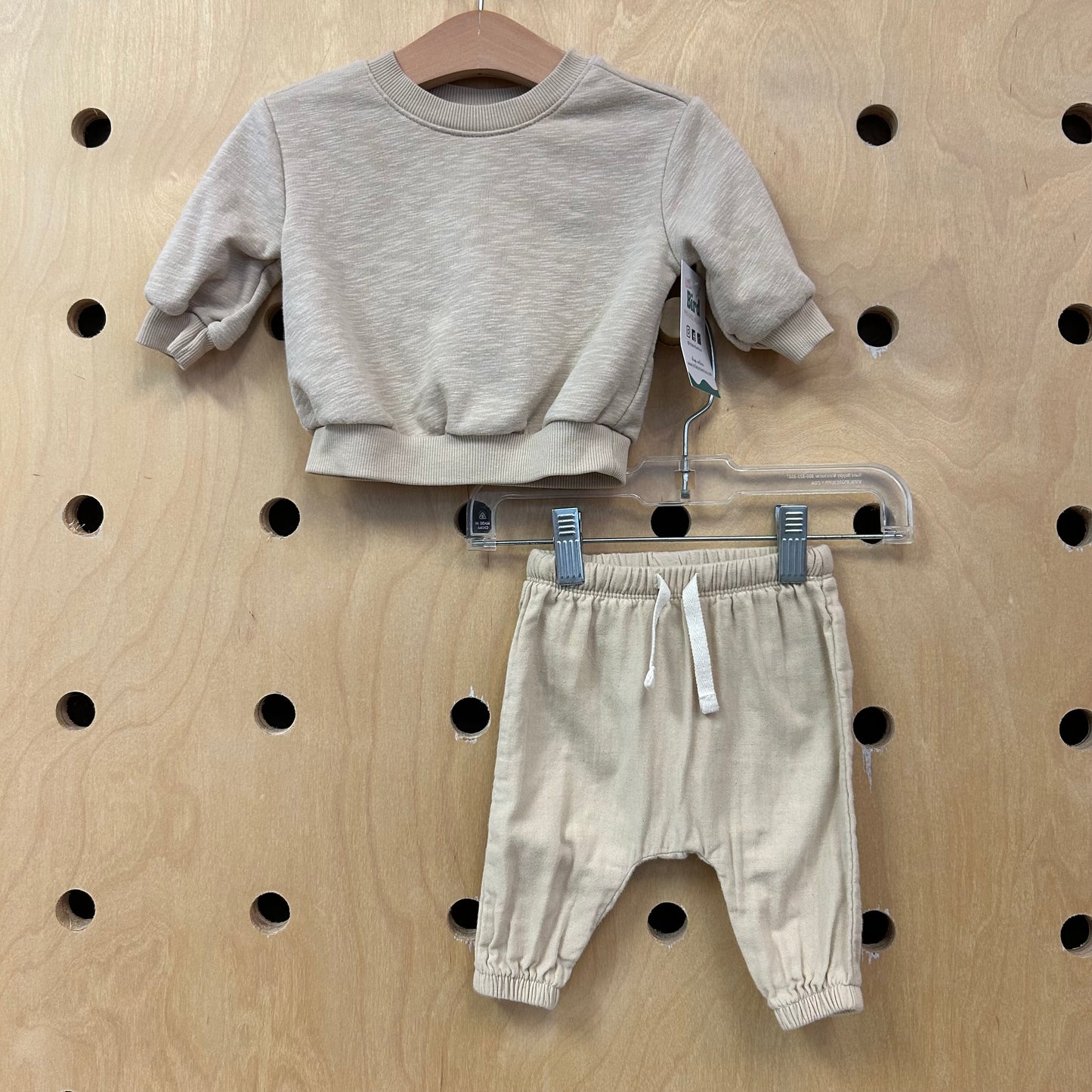 Beige Outfit