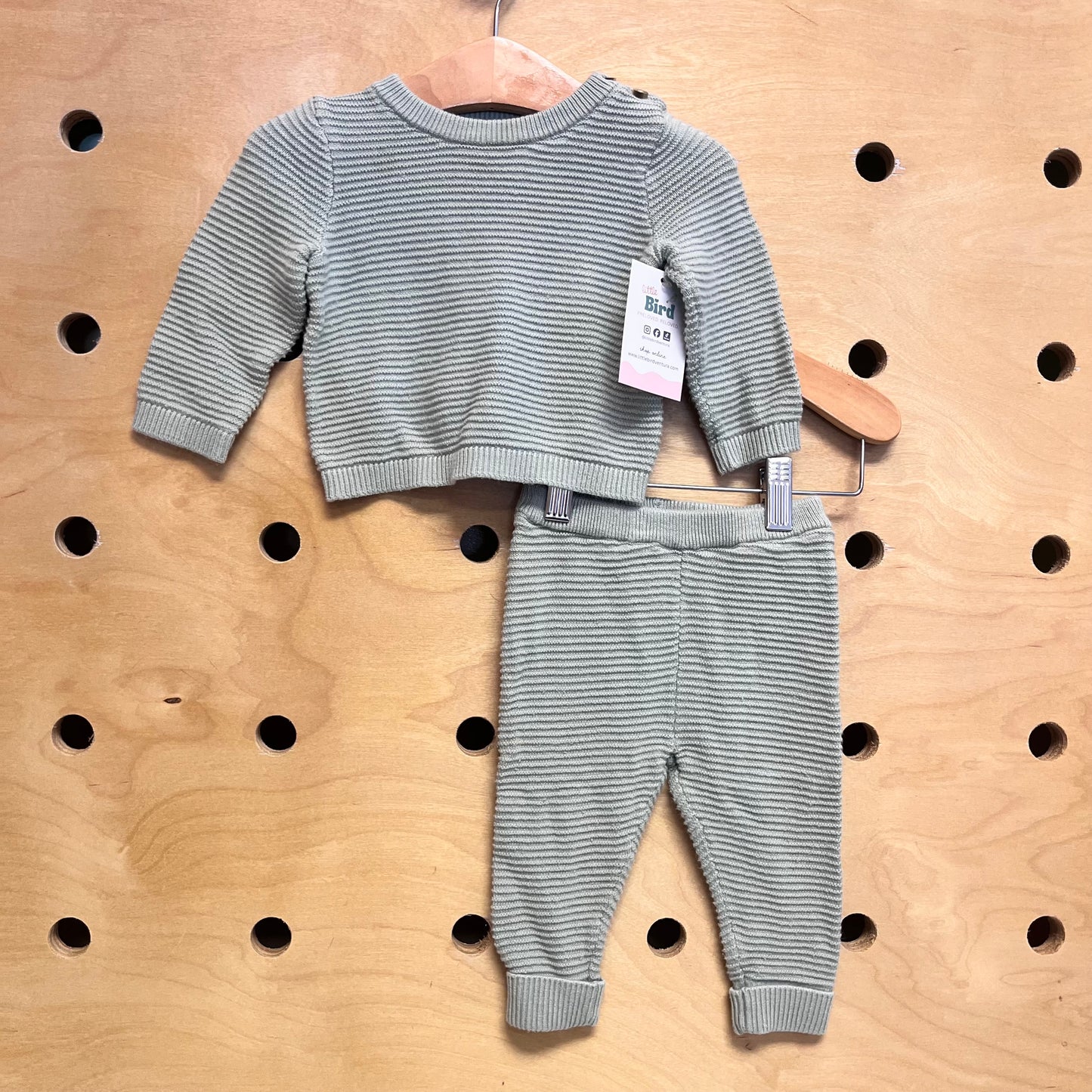 Green Knit Outfit