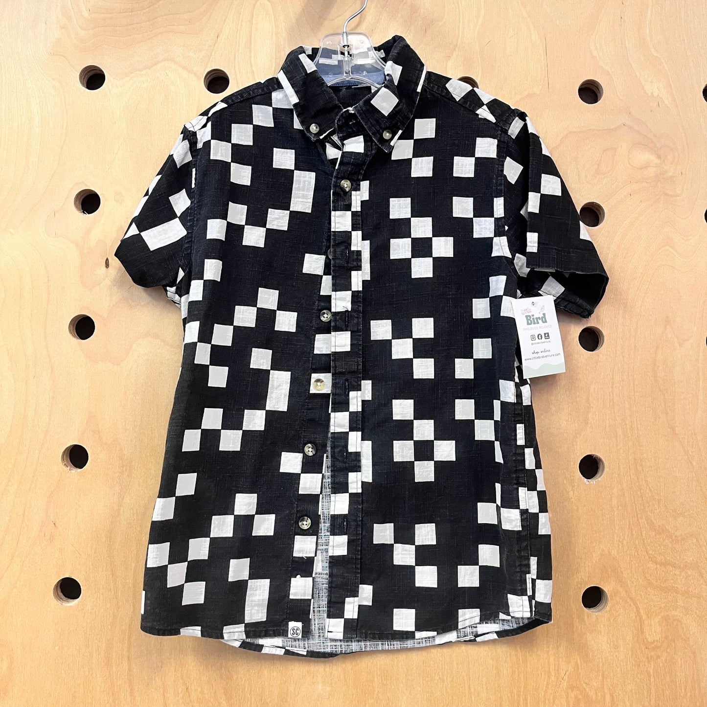 Black/White Squares Button Up