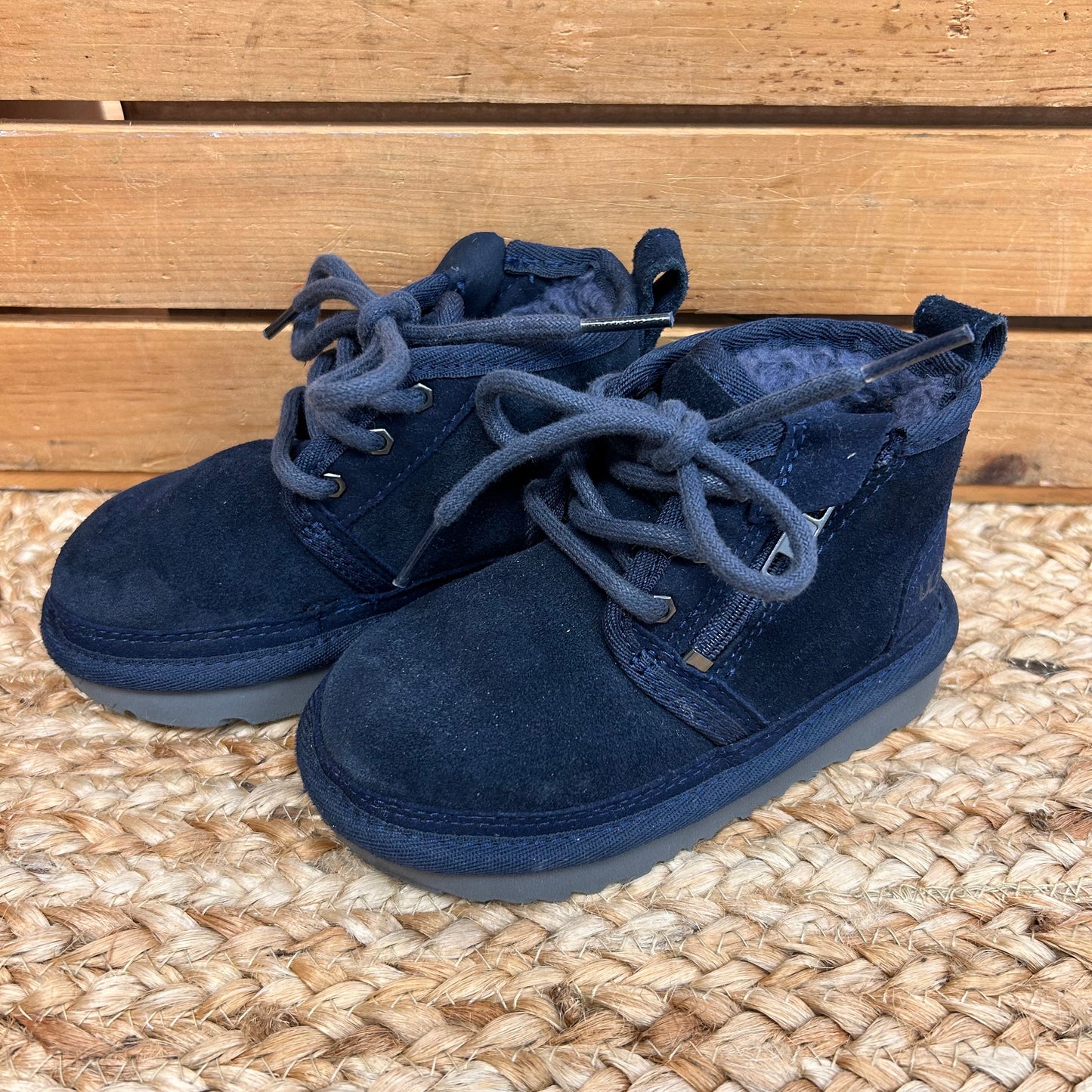 Neumel ZIp Slippers