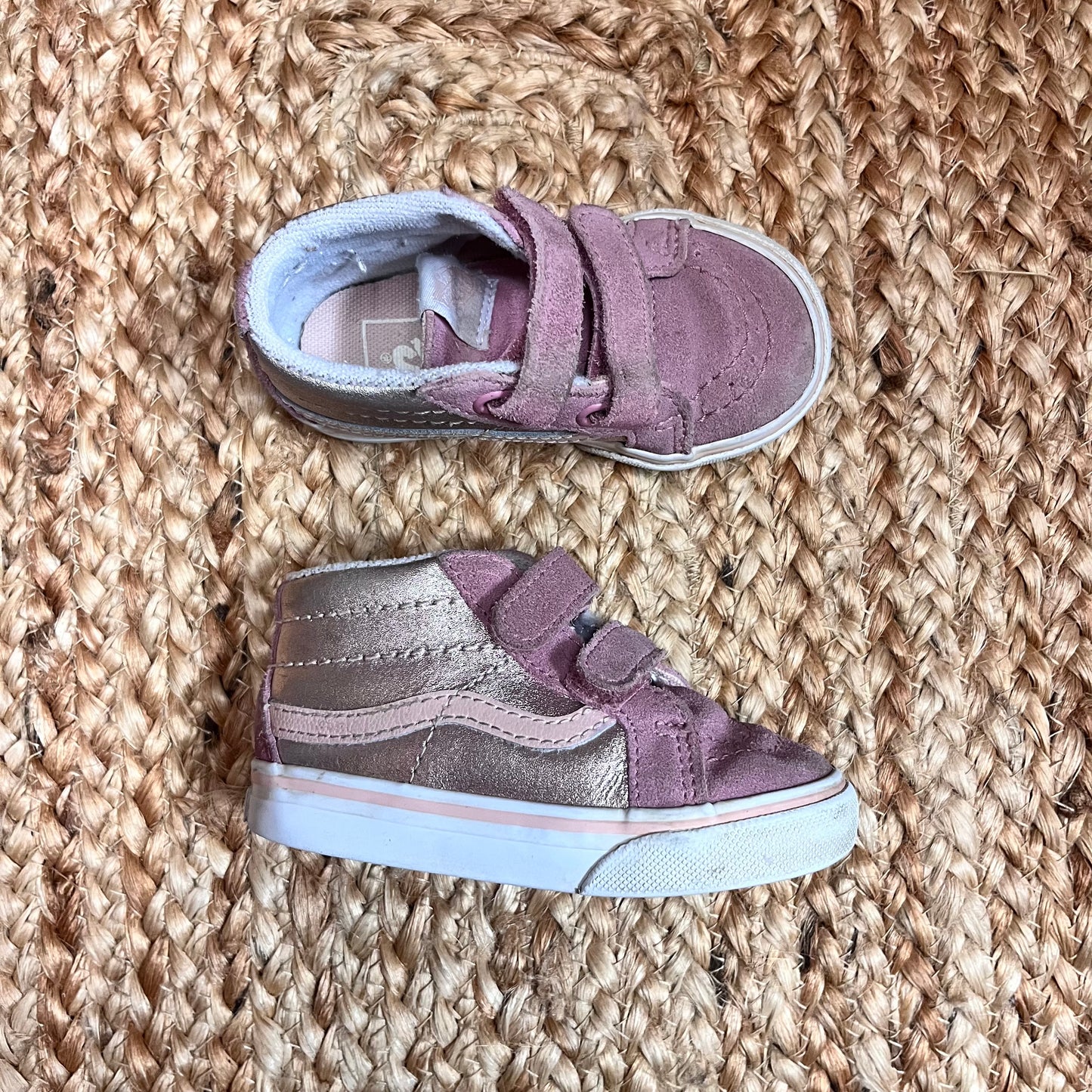 Pink Sk8-Mid Reissue V Sneakers