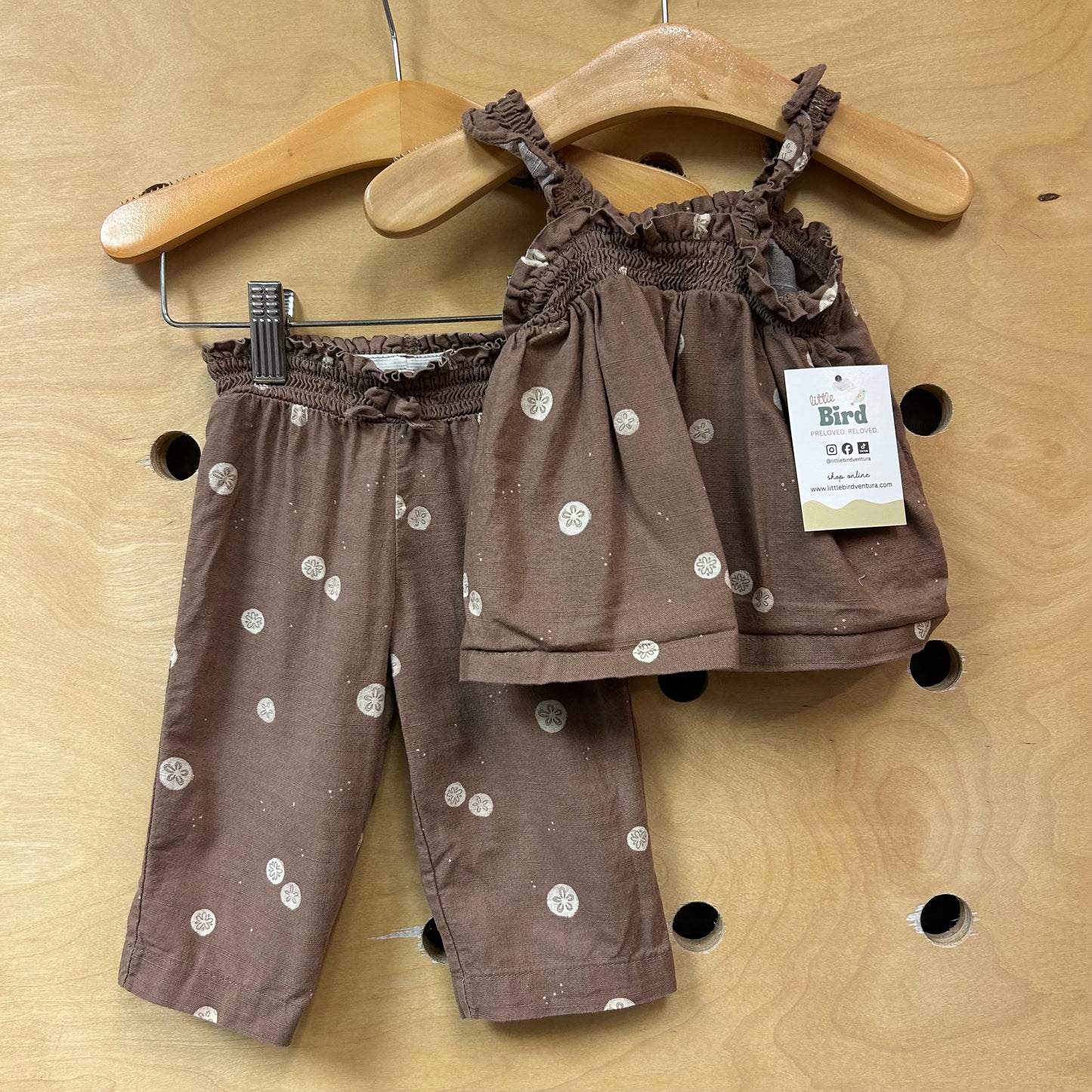 Brown/White Sand Dollar Linen Outfit