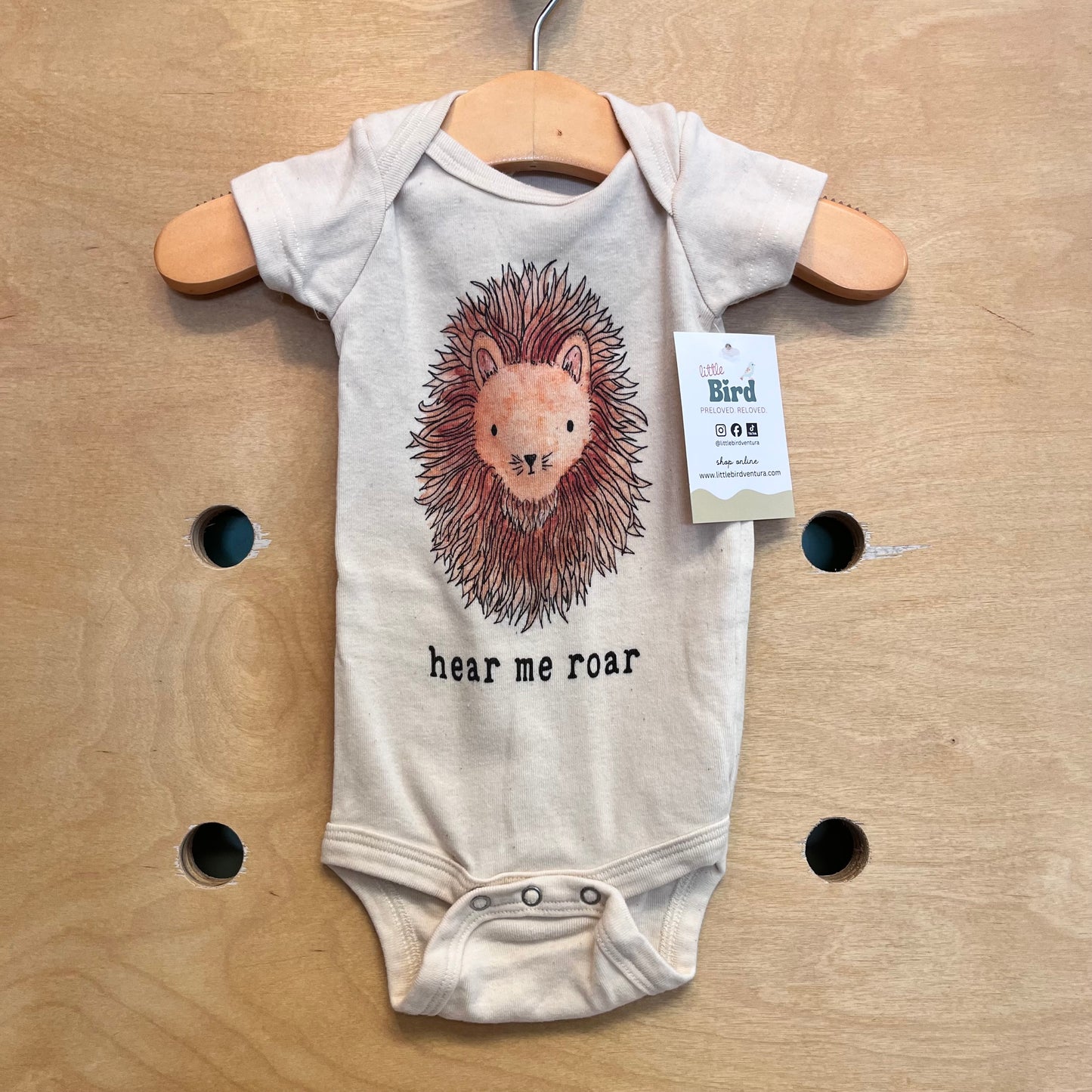 Organic 'Hear Me Roar' Lion Bodysuit