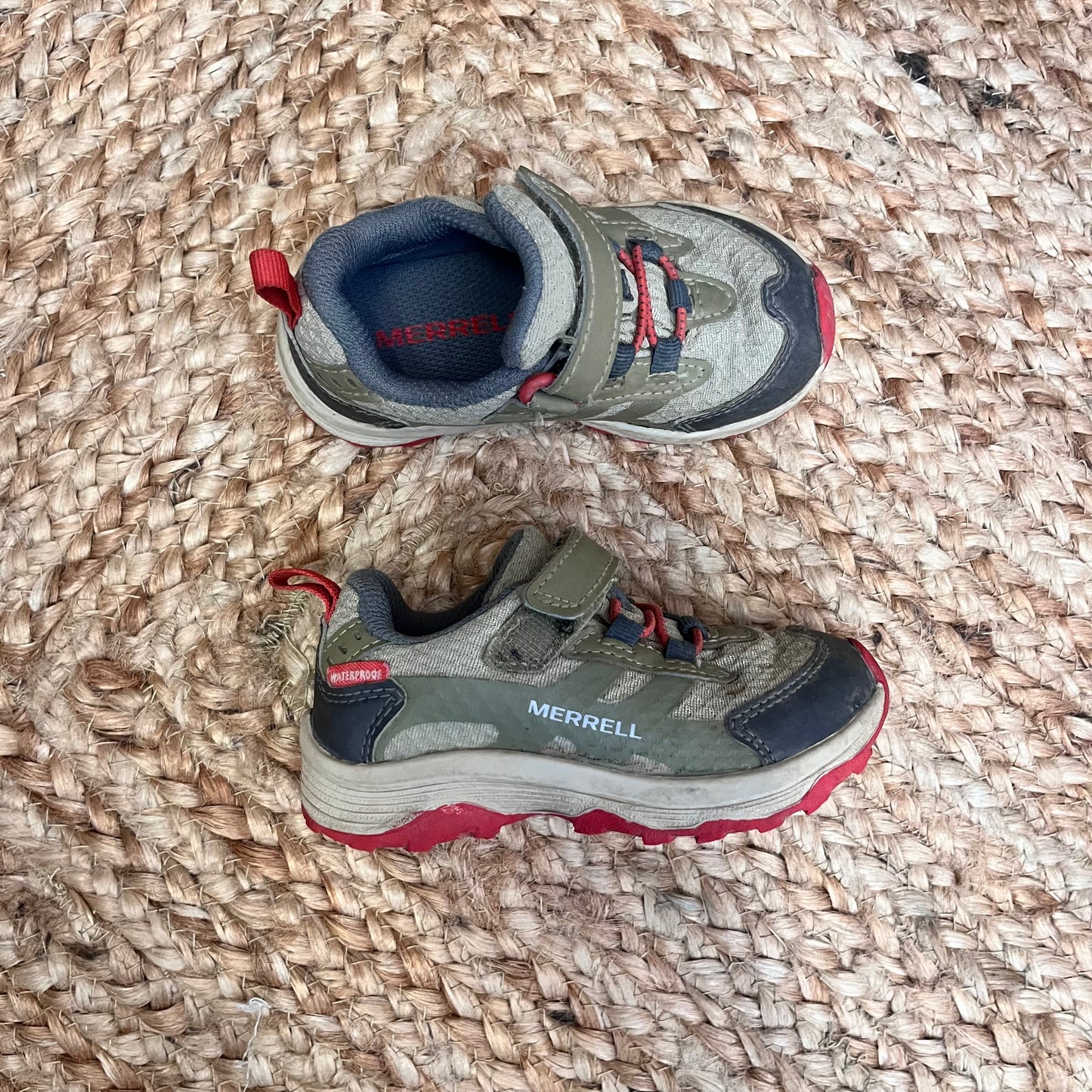 Moab Speed 2 Low A/C Waterproof Hiking Shoes